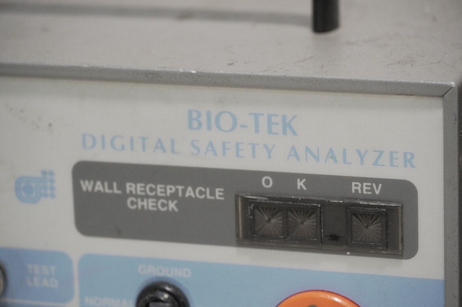 Bio-Tek 170 digital safety analyzer