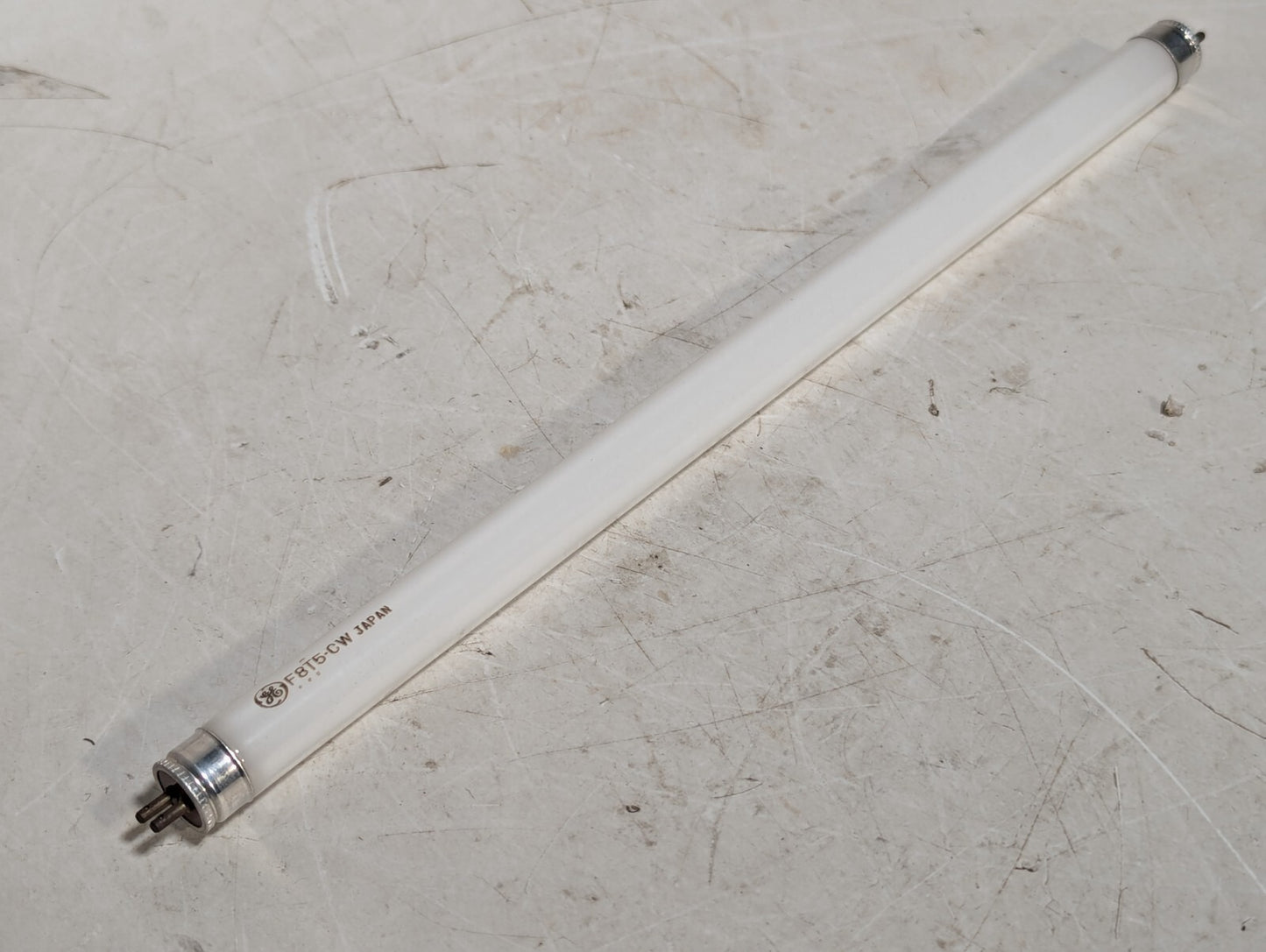 (6) GE LAMPS F8T5/CW Fluorescent, 8 W, T5, Replacement Lights for 2V235