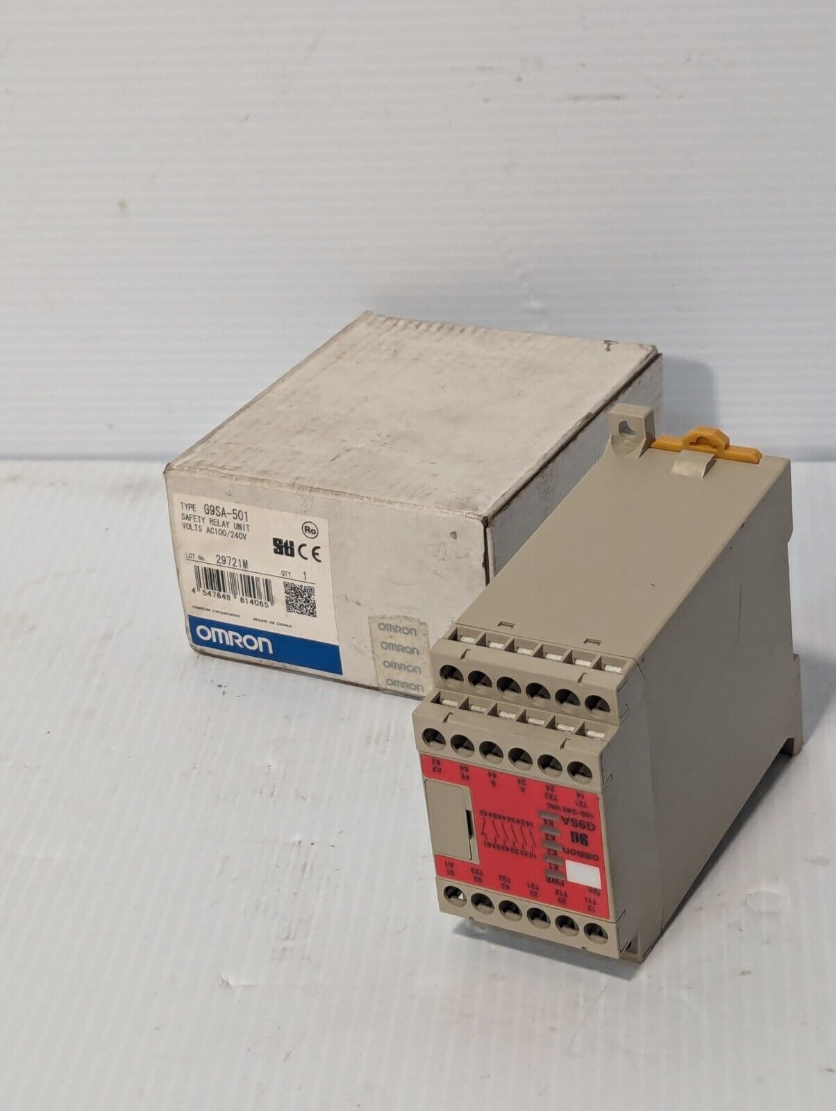 Omron G9SA-501 Safety Relay Unit, 100-240vac, 45mm Width - Free Shipping