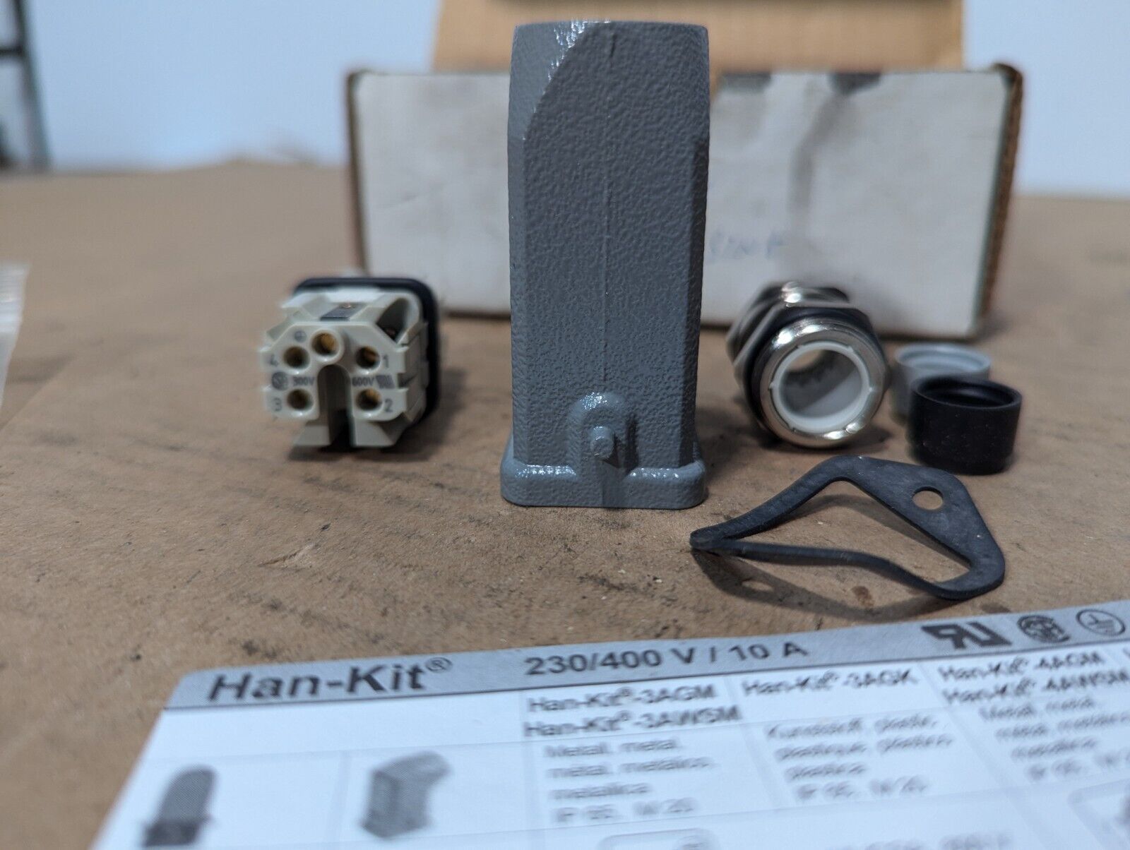 Harting 10200040001 Han-Kit 4AGM \ Connector Kit - Missing Female Connector