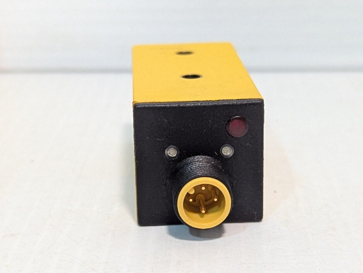 Turck Bi10S-Q26-AD4X-H1141/S34 Inductive Proximity Sensor, 44702 - Free Shipping