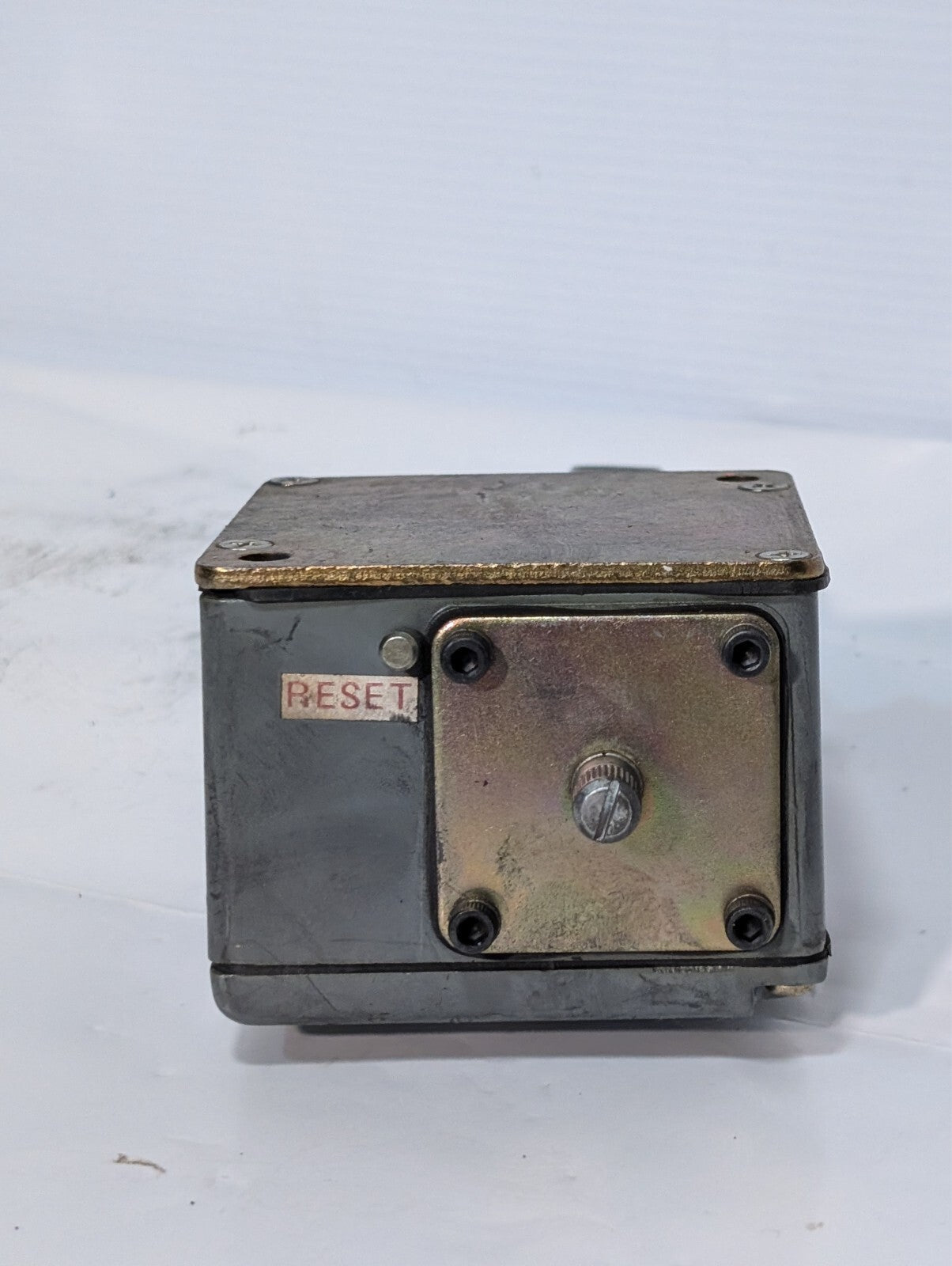 Square D Class 9012 A0W10 Pressure Switch