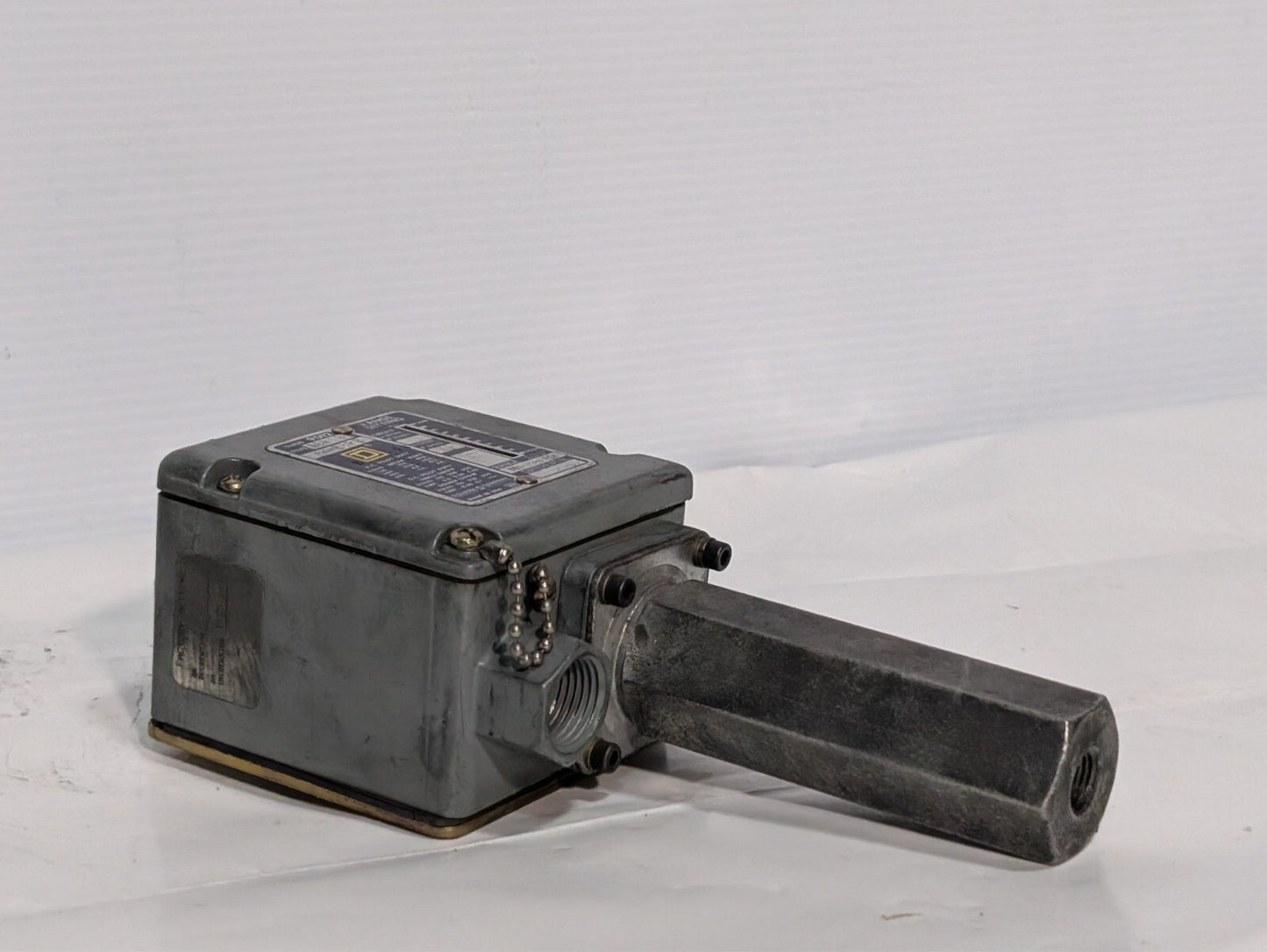 Square D Class 9012 A0W10 Pressure Switch