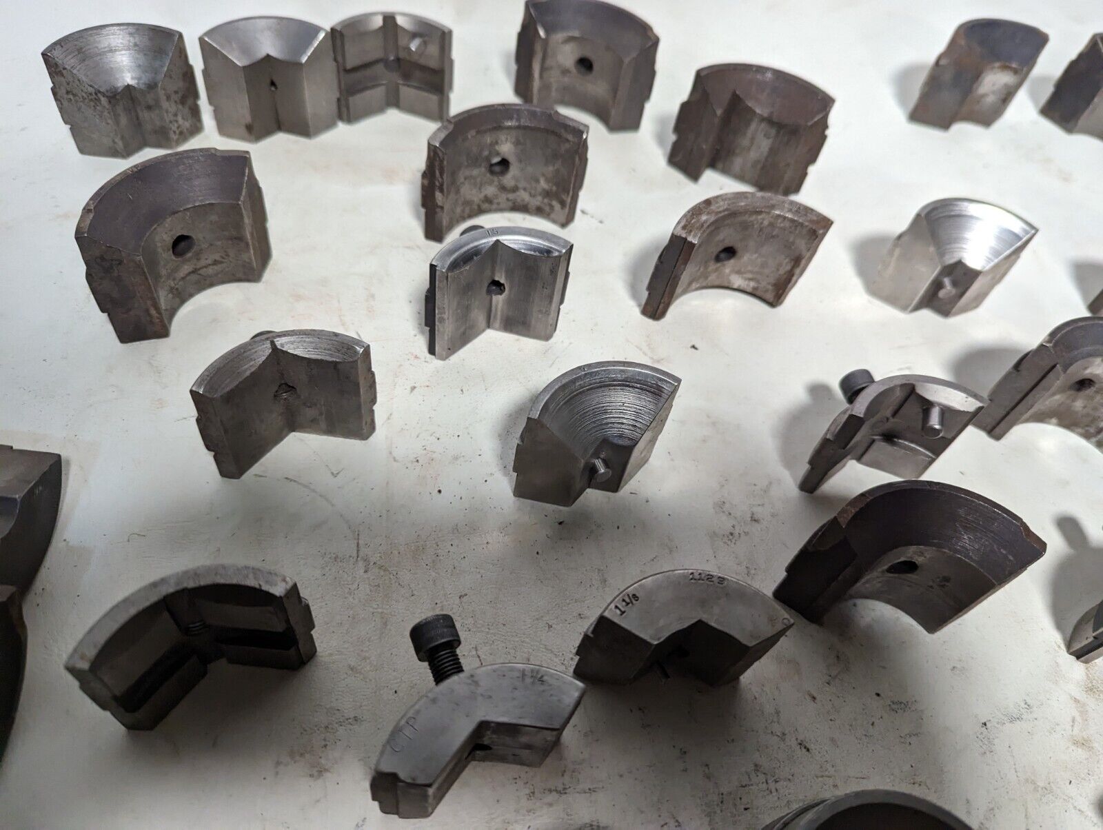 Lot of collet pads as pictured: some complete sets, some incomplete