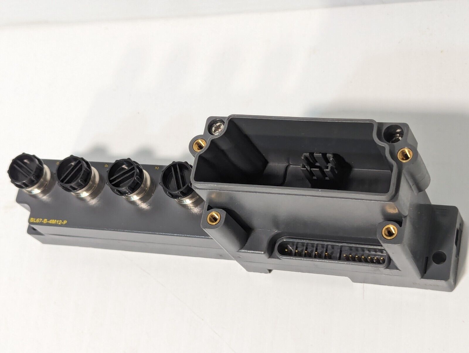 Turck BL67-B-4M12-P Base Module, 6 Pins, 4 Slots, 162K161H01 - Free Shipping