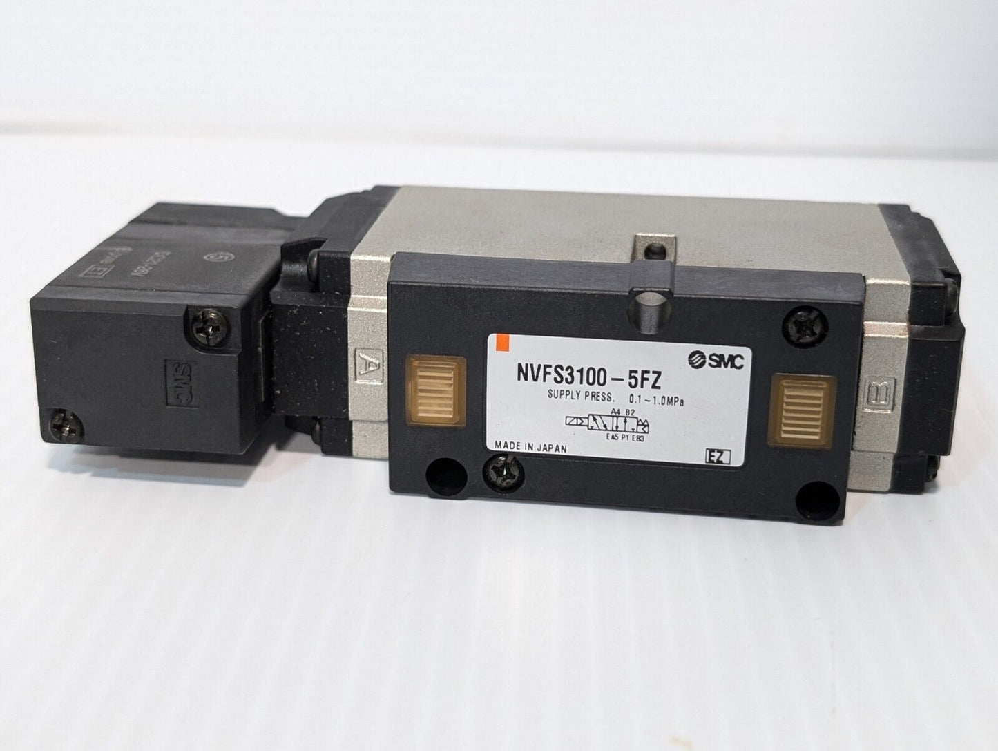 SMC NVFS3100-5FZ Pneumatic Solenoid Valve, .1-1MPa  - Free Shipping