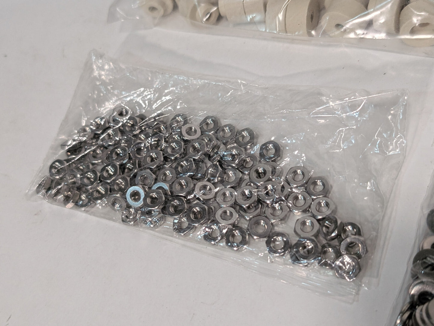 1000+: Asstd Findings, Insulators, Washers, Bushings, Spacers, Industrial, Craft