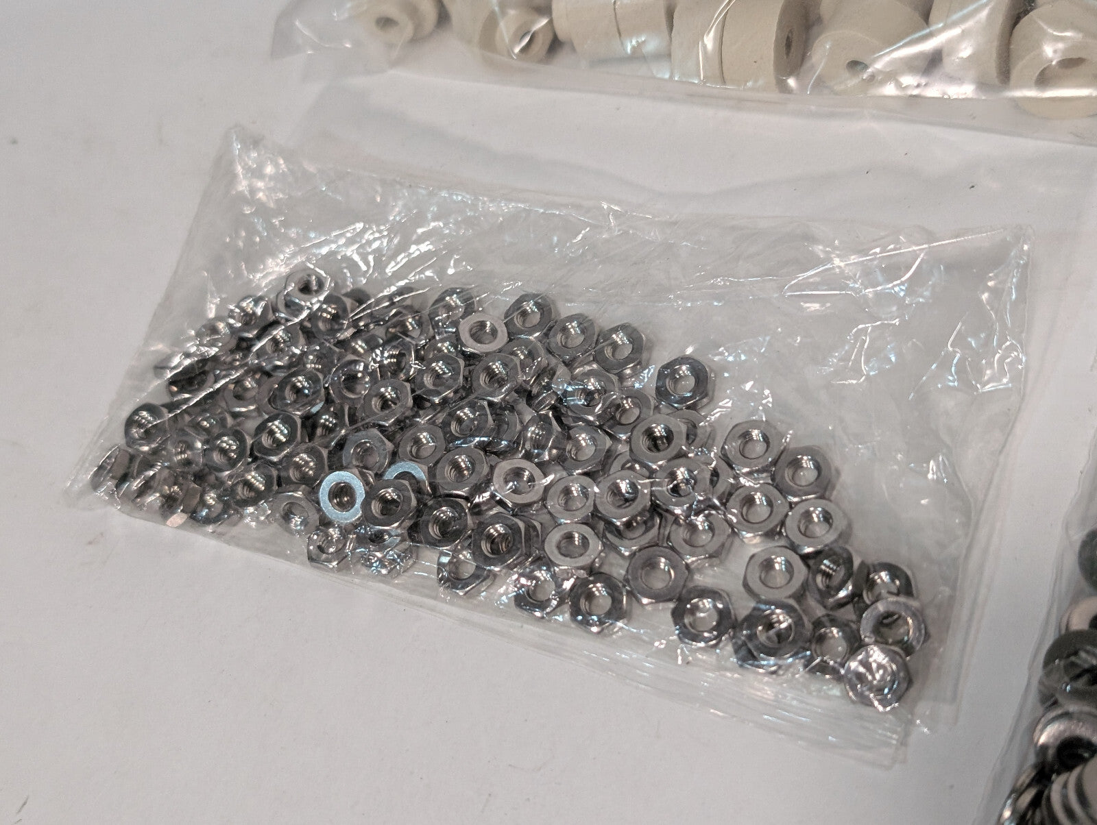 1000+: Asstd Findings, Insulators, Washers, Bushings, Spacers, Industrial, Craft