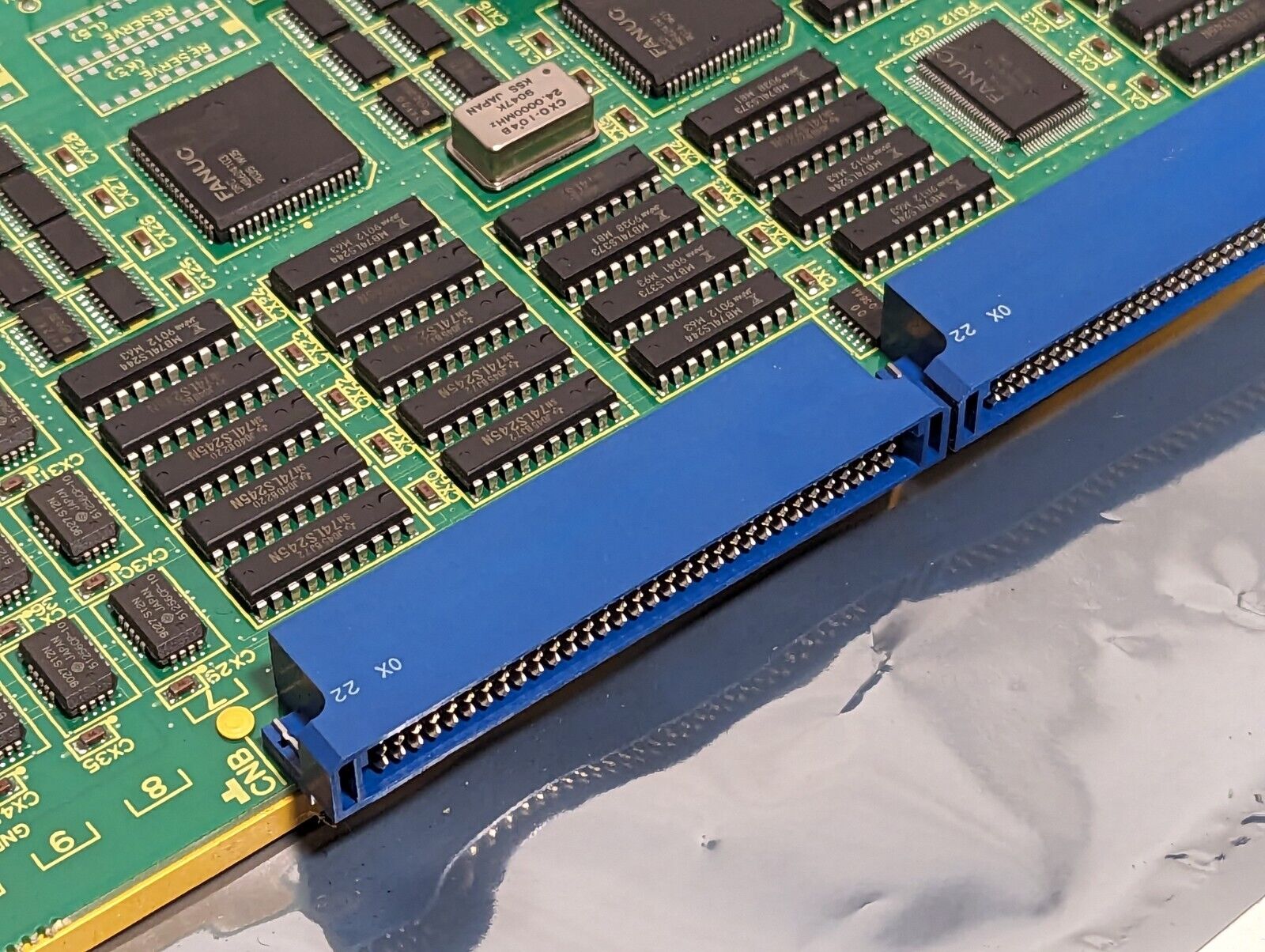 Fanuc A16B-2200-0021/04C Base 2 control card, circuit board