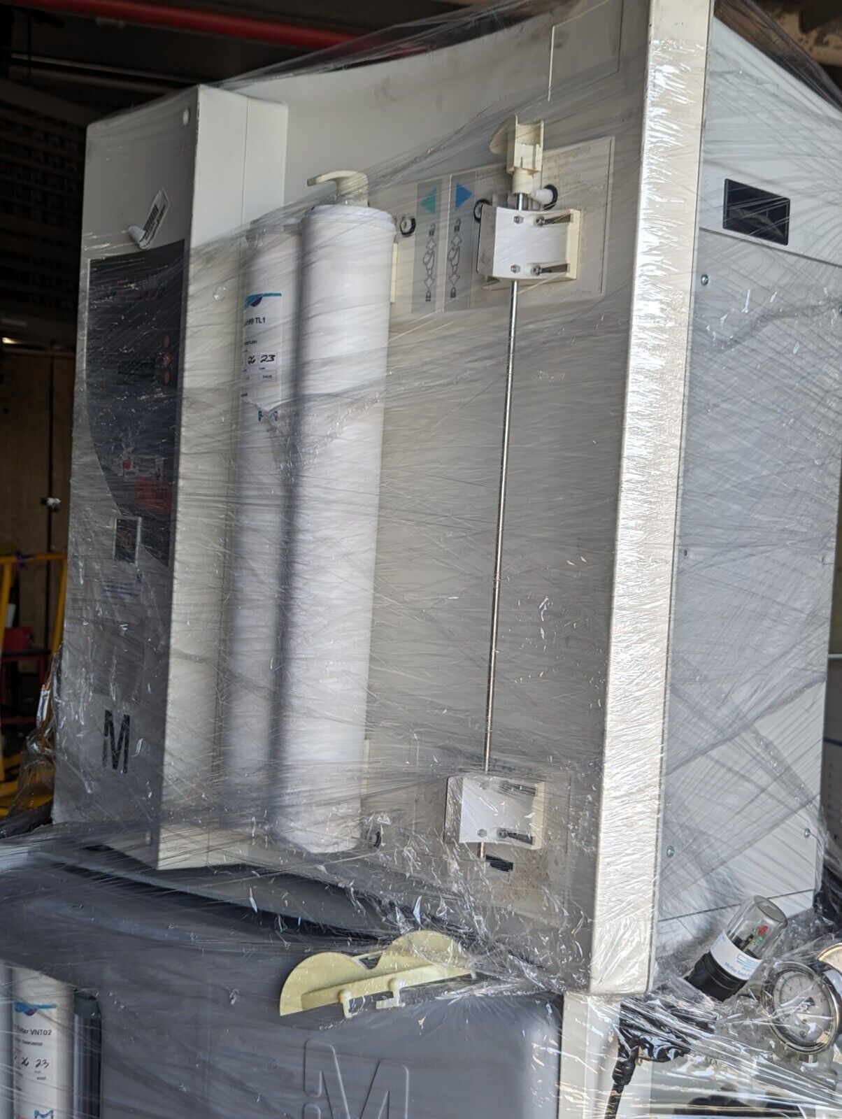 Millipore ZSNACDP01, Elix 70 - CAPA II ZLXS60070 water purification system