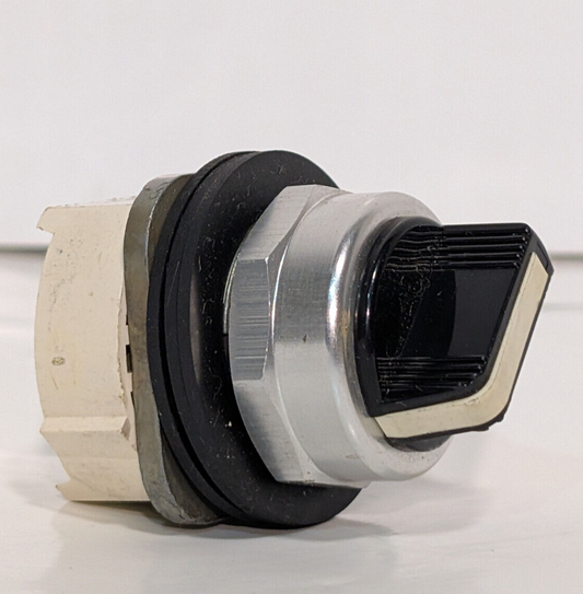 Allen Bradley 800T-J5KE7, Series N, Rotary Selector Switch, White Actuator