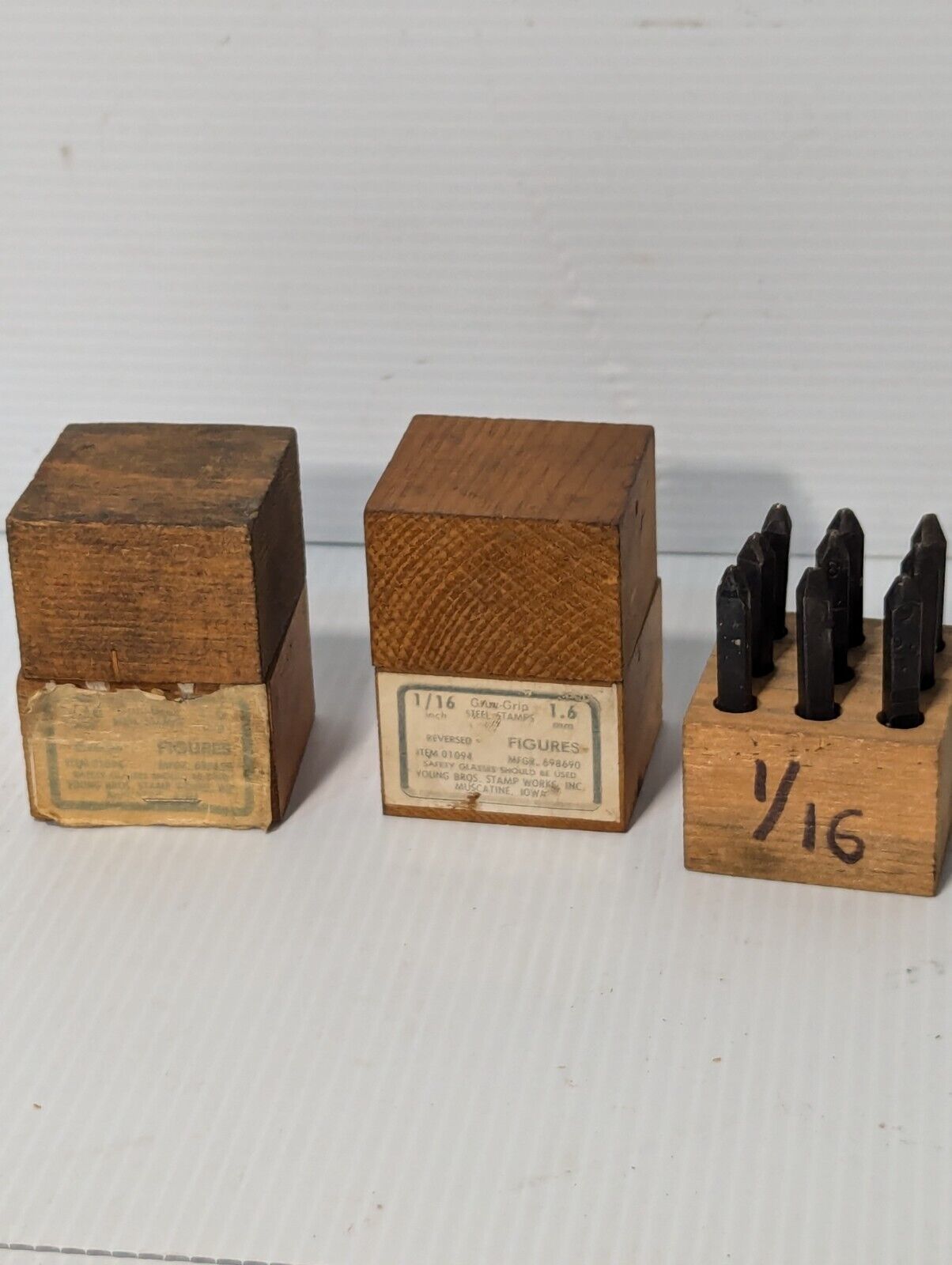 Young Bros. Stamp Works 01094 steel stamp number set, 1/16 inch, w/wooden block