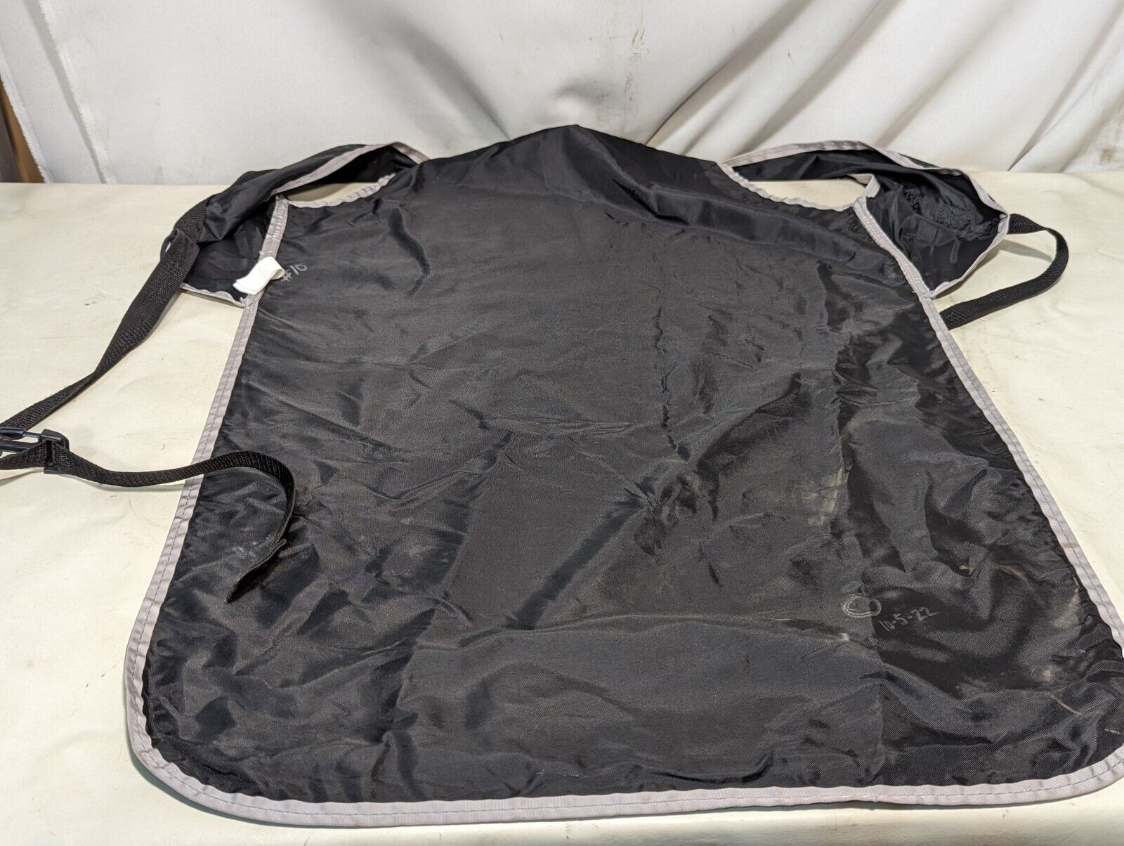 Lot of 4 GE Radiation Protection Aprons (Pb mm Unknown)