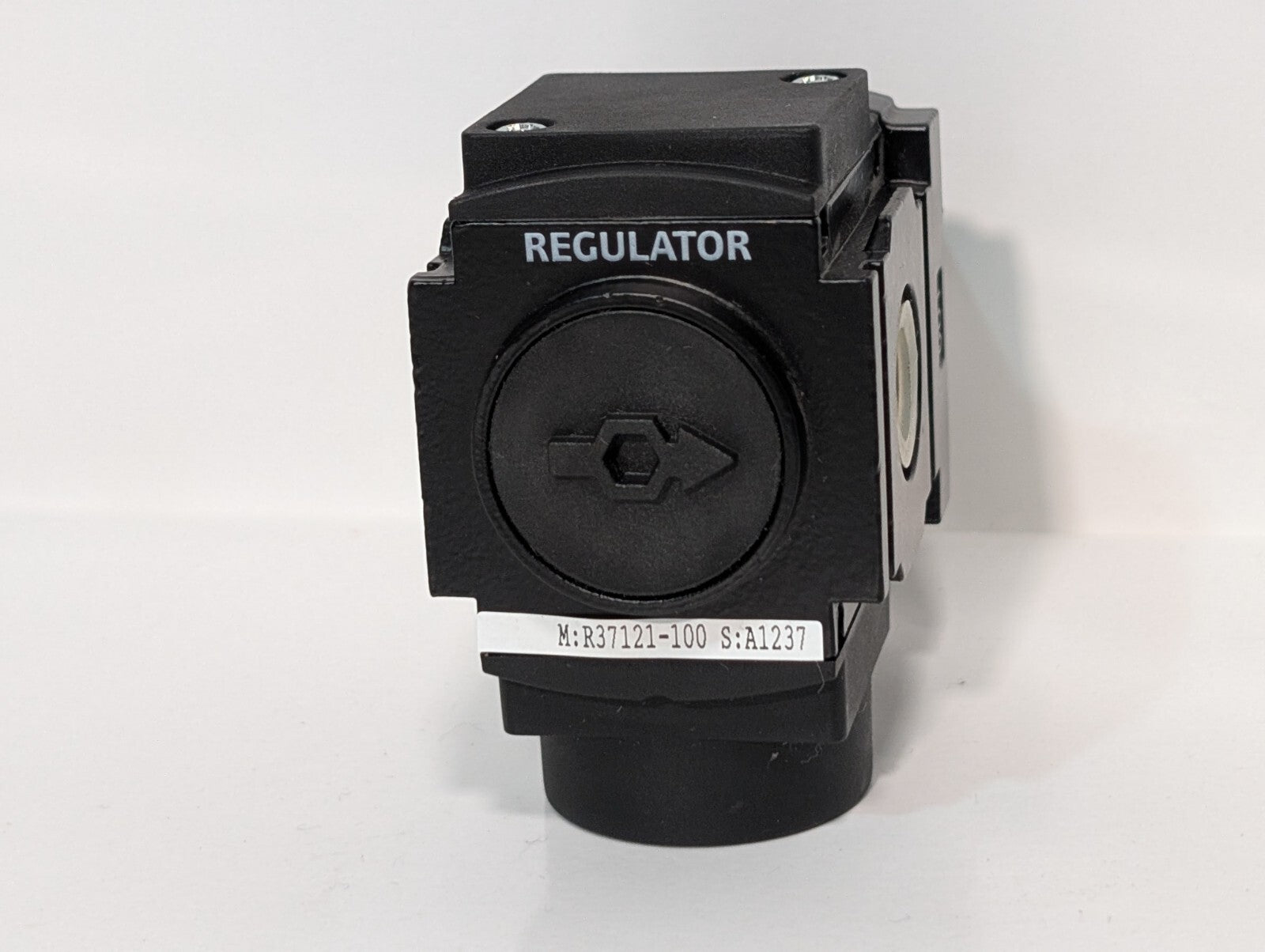 [2] Aro R37121-100 Air Regulator 1/4" NPT 1000 Series Ingersoll Rand