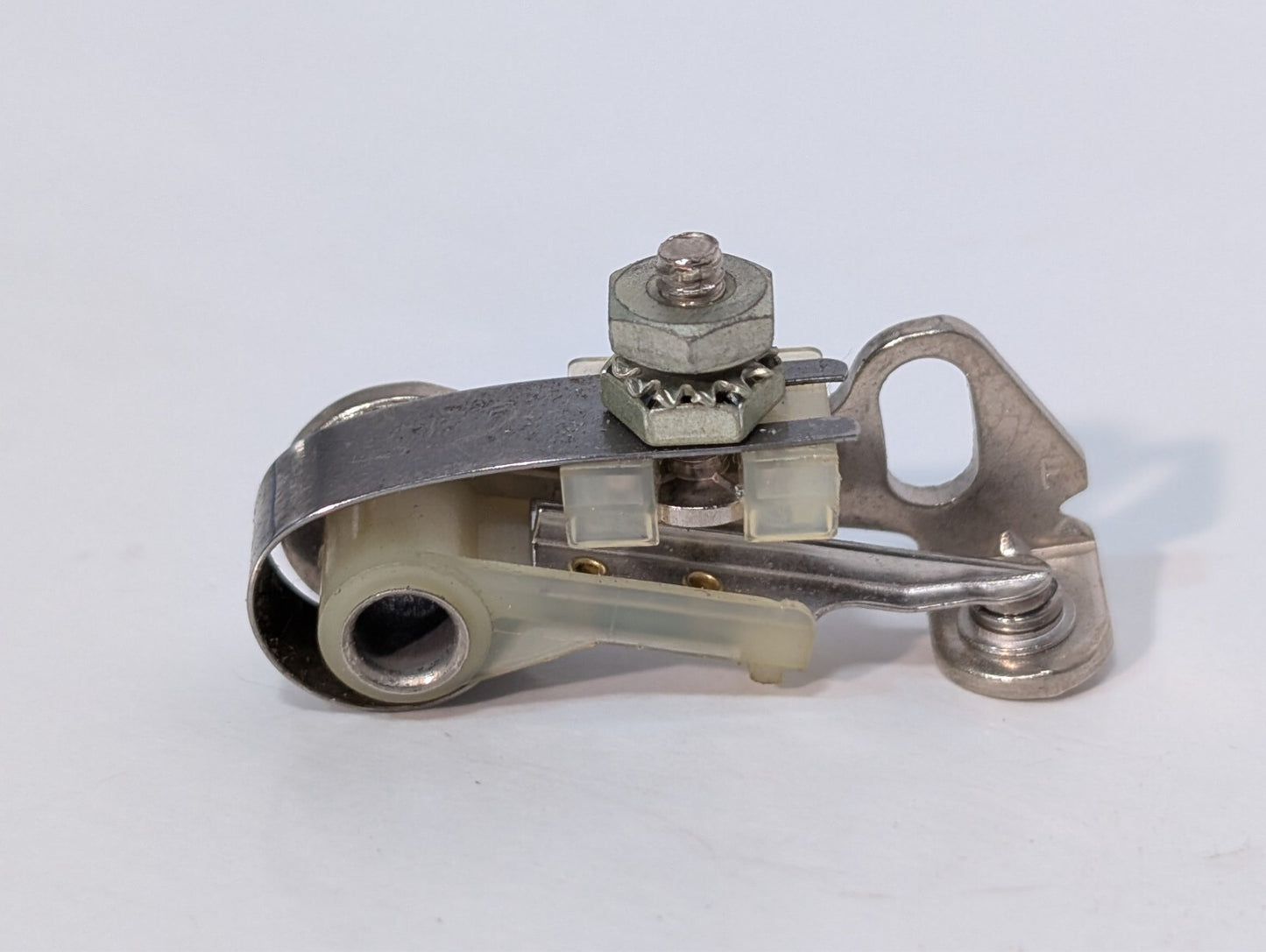 (2) Chrysler (Dodge, Plymouth) 6 Cylinder Distributor Contact Points 2098244