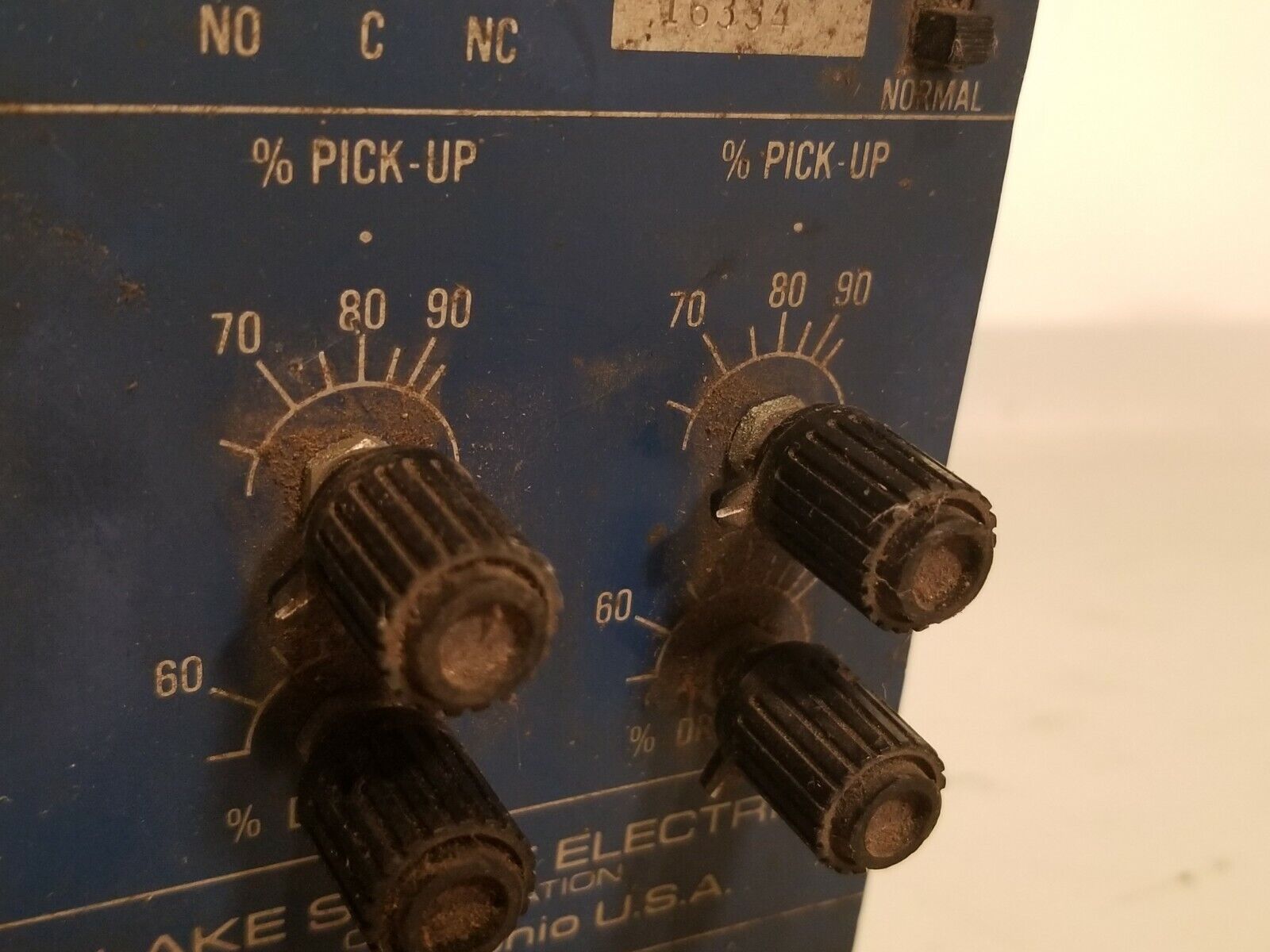 Lake Shore Electric Close-Differential Voltage Sensing Relay