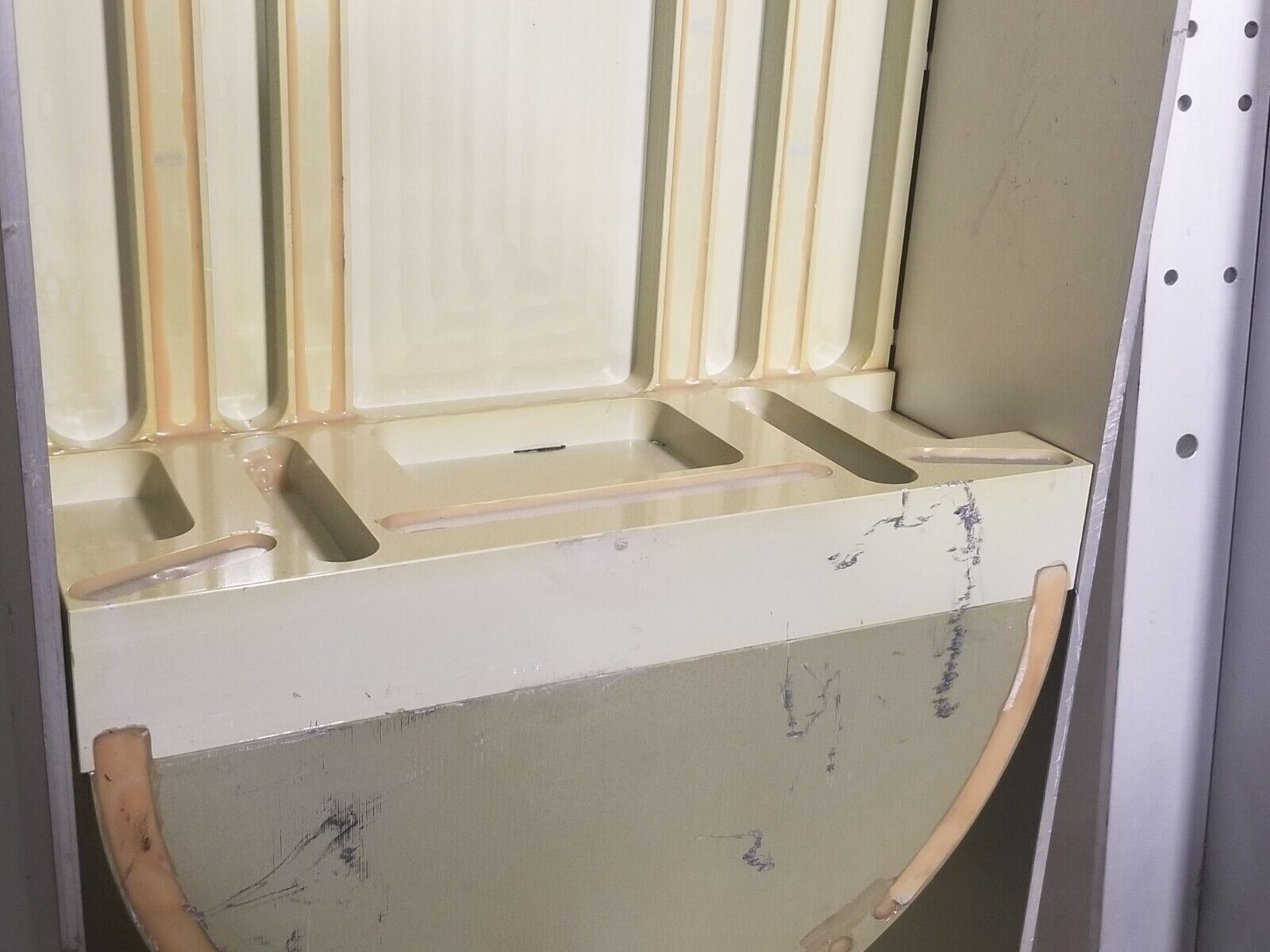 Custom film deposition system, aluminum, from Virginia Tech chemistry department