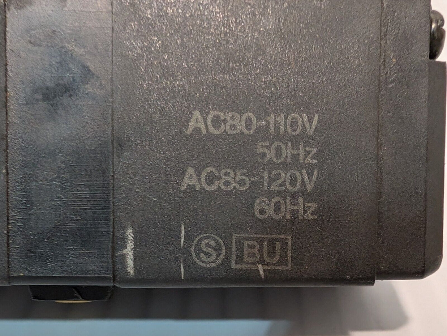 SMC NVFS3500-3FZ Pneumatic Solenoid Valve, Air Valve - Free Shipping