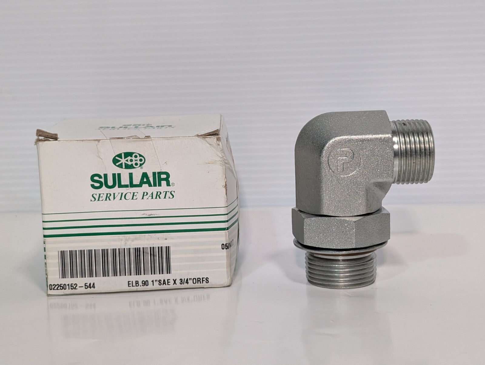 Sullair 02250152-544 Elbow Replacement Part 90, 1" SAE x 3/4" ORFS