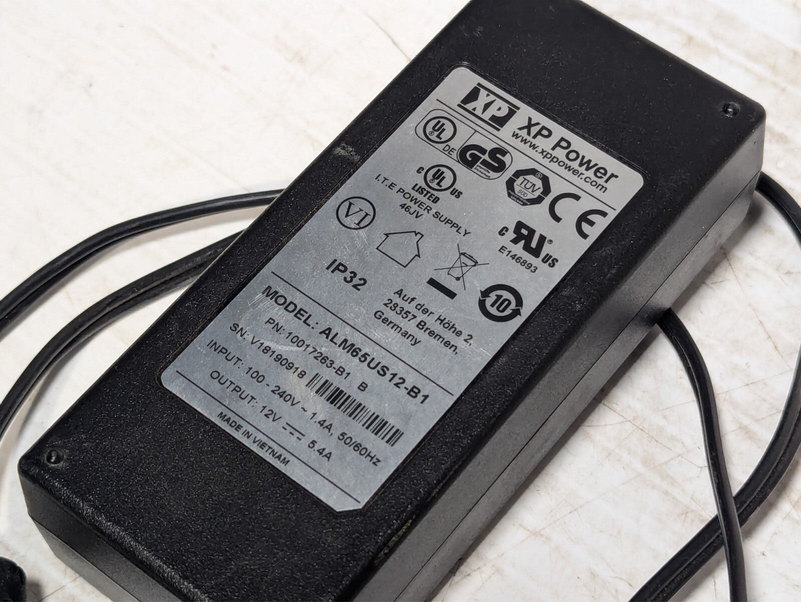 XP Power ALM65US12 Power Supply, Adapter, Medical & IT, 65W, 12V/5.4 A, 80-264V