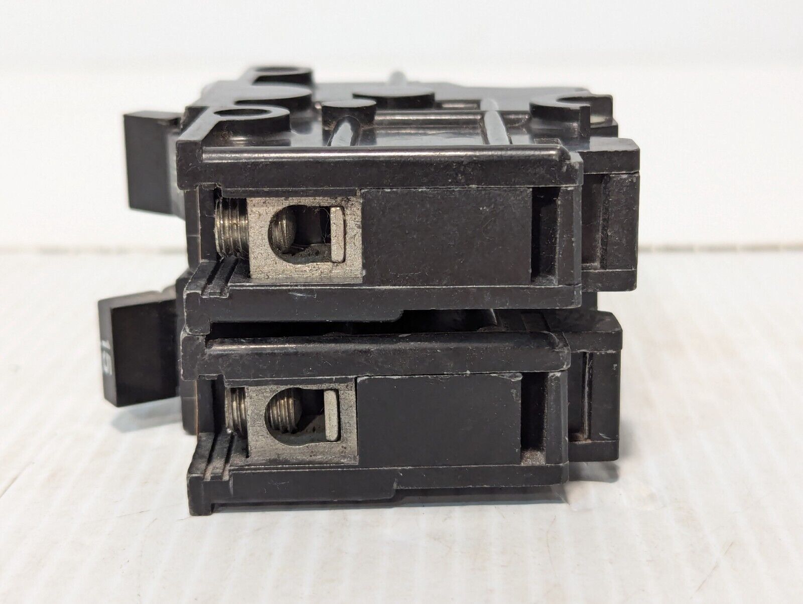 Challenger Circuit Breaker, Stab-Lok, 15A, 1-Pole, 120/240vac - Free Shipping