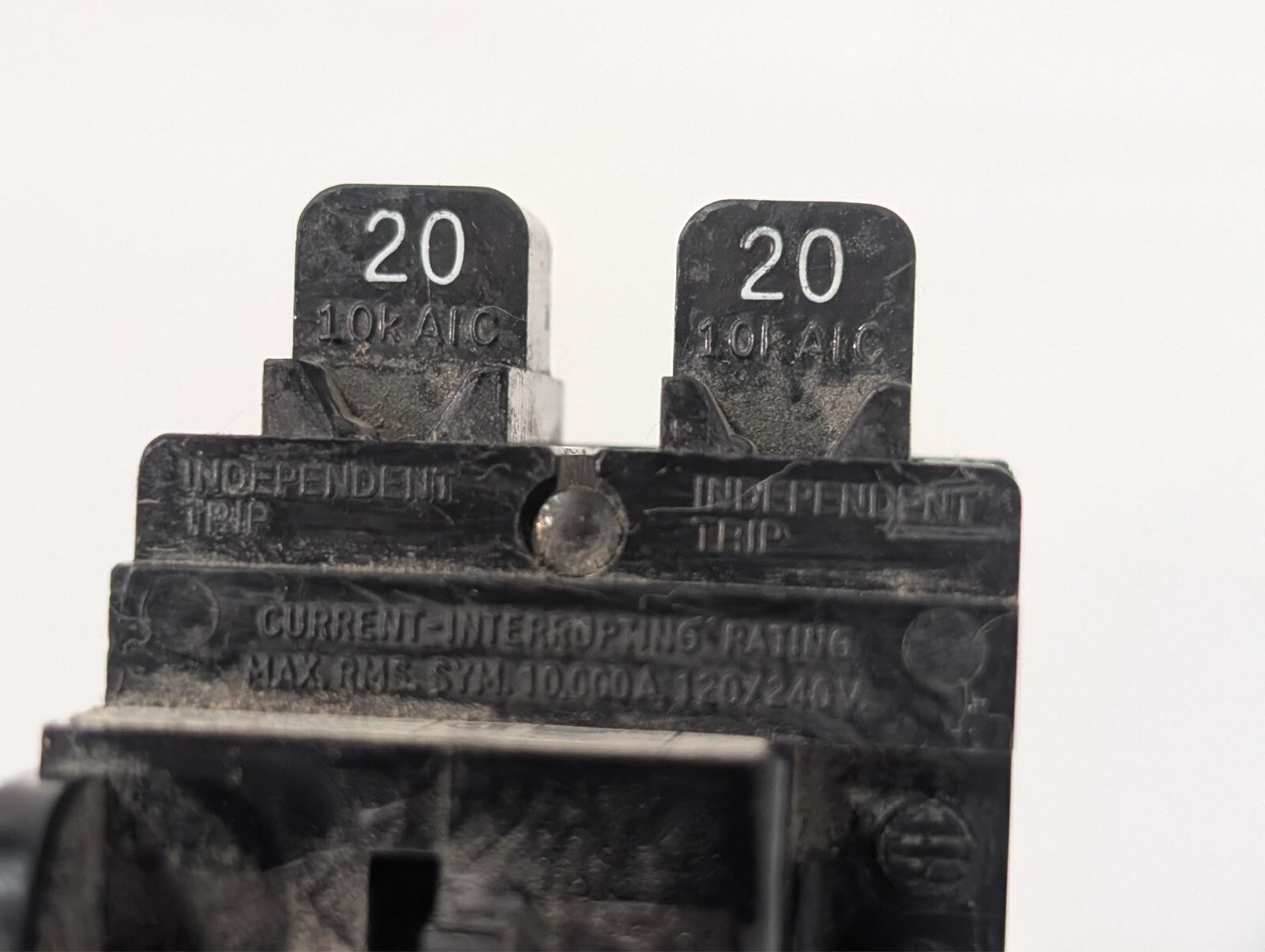 Square D / Und. Lab. P2020 Circuit Breaker, 20 Amp, 2-Pole