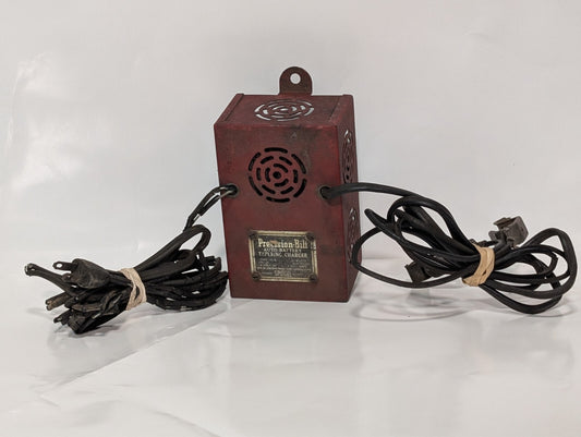 Vintage Precision-Bilt 101 D Auto-Battery Tapering Charger 115VAC 6VDC 2-4A