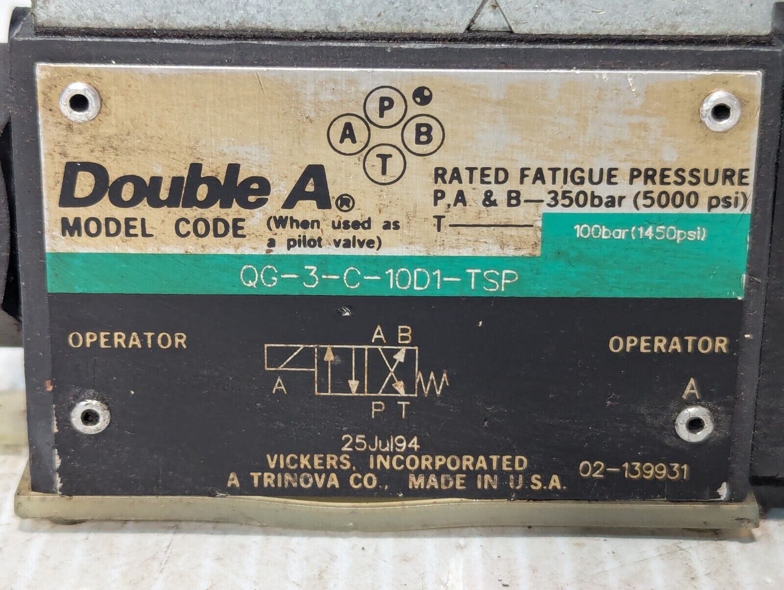 Vickers Double A QG-3-C-10D1-TSP Solenoid Valve 120/60 - Free Shipping+Returns