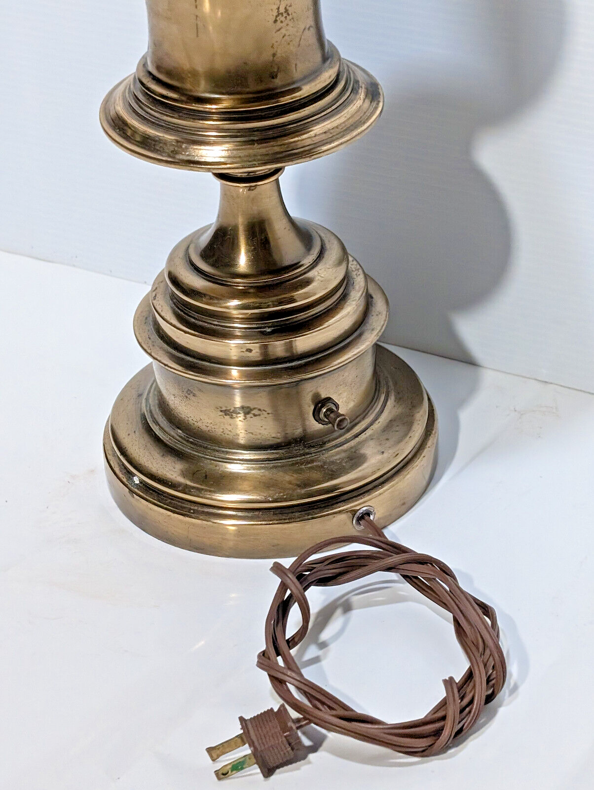 Stiffel Vintage, Antique, MCM, 34" Brass Table Lamp, Pineapple,Hollywood Regency