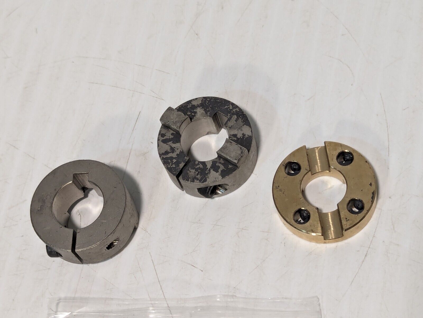 162K423H01 Shaft Coupling with Brass Spider, some corrosion - Free Shipping
