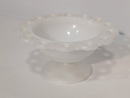 Vintage Anchor Hocking Milk Glass Lace Edge Old Colony Pedestal Compote Dish