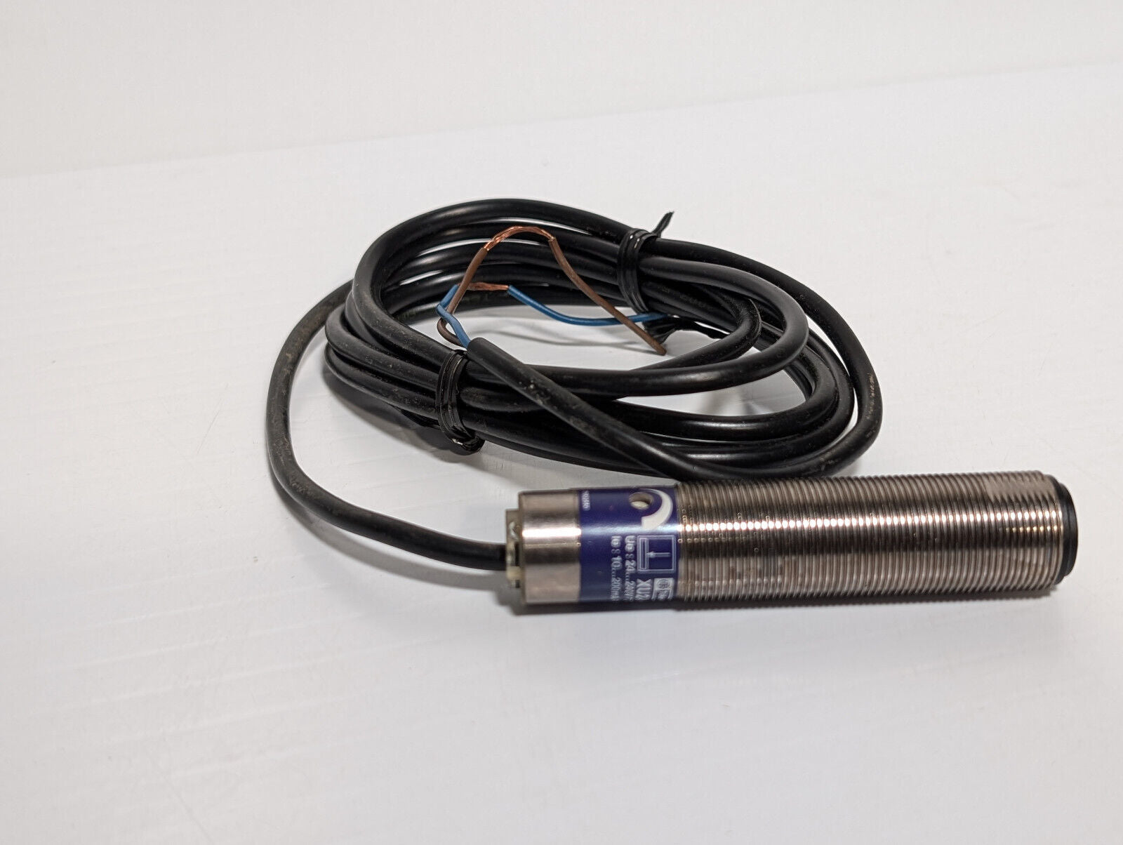 Telemecanique XU2-M18MB230-R Fiber Optic Sensor -Made in France- 240 VAC/DC