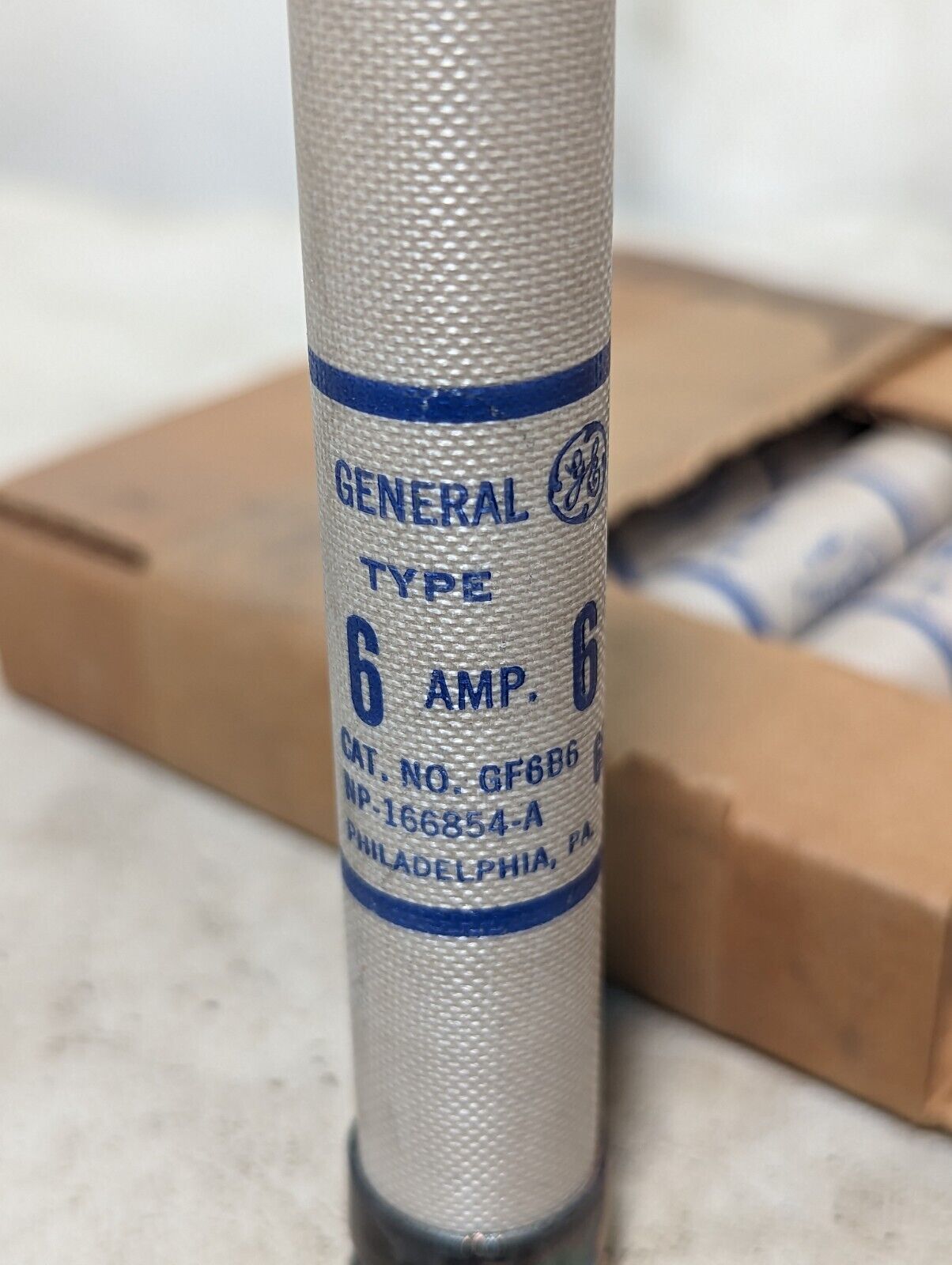 Lot of 6 GE GF6B6 fuses, 6A, 600V, NP-166854-A
