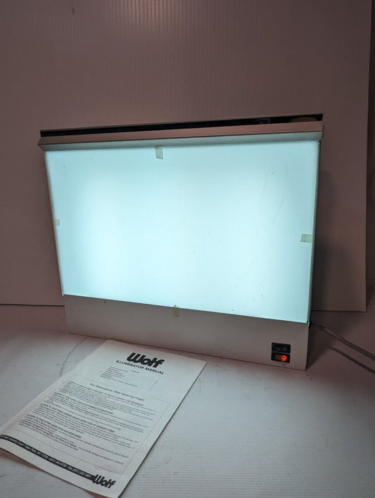Wolf X-ray 28001 illuminator, Vu-Plus Mammography Viewer