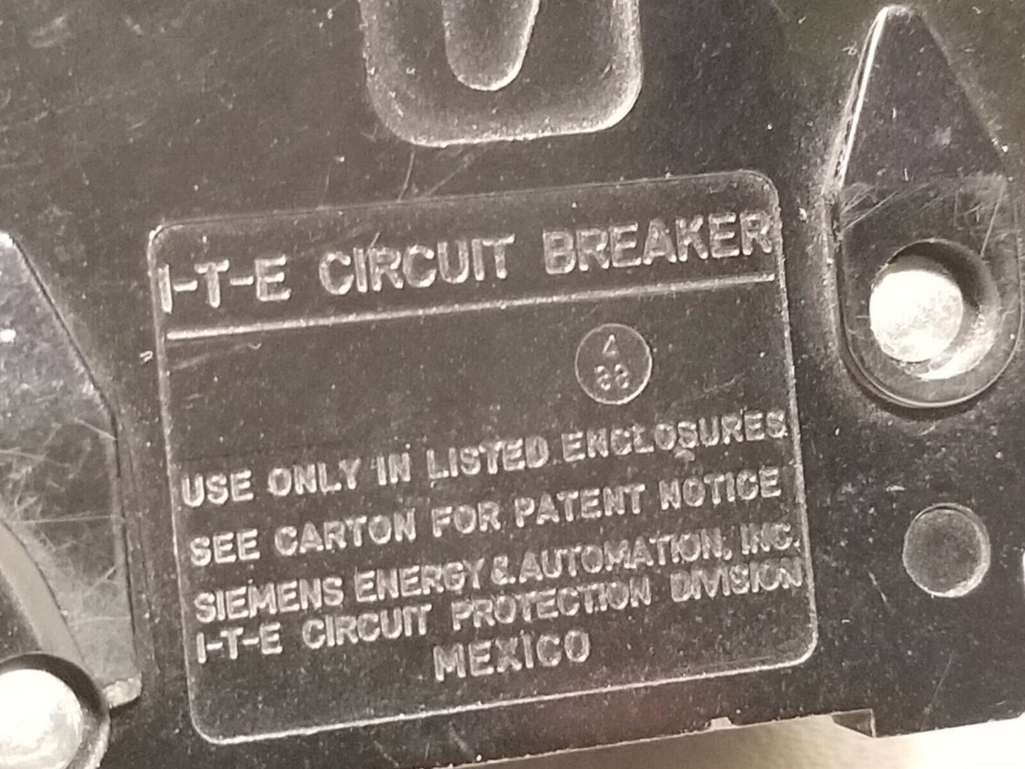 I-T-E ITE Q215 circuit breaker, type QP, 120/240VAC, 2 pole, 15 amps