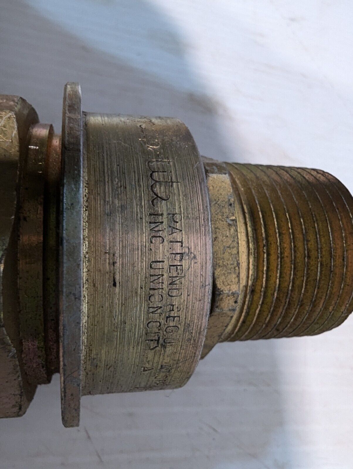 Snap-Tite PEC-16 Female Coupler with PEN-16 Male Connector - Free Shipping