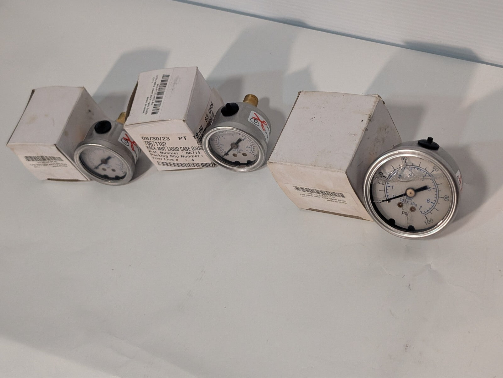 (8) WorkSmart Liquid Pressure Gauges WS-PE_GAGE-27 WS-PE-GAGE-80 WS-PE-GAGE-101