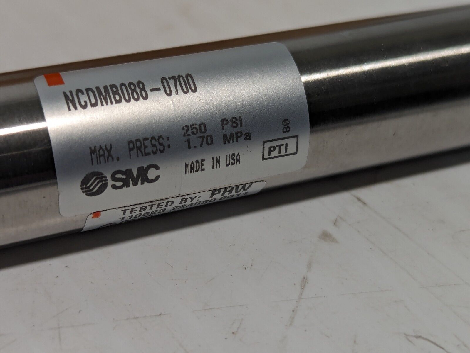 SMC NCDMB088-0700 Pneumatic Cylinder - Free Shipping