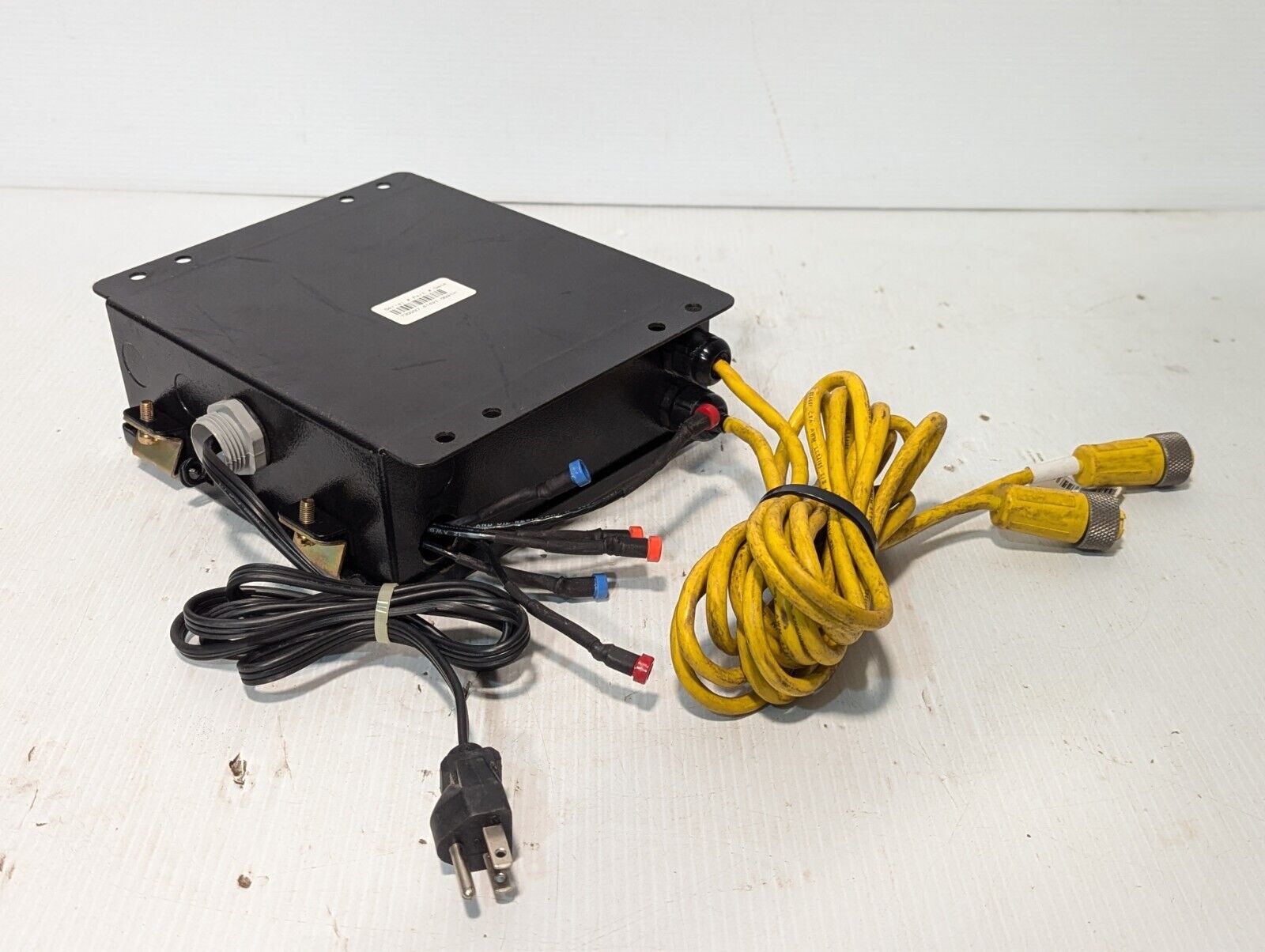 Banner MSCA-1 Mini-Screen Controller Box W/ Cables - Free Shipping+Returns