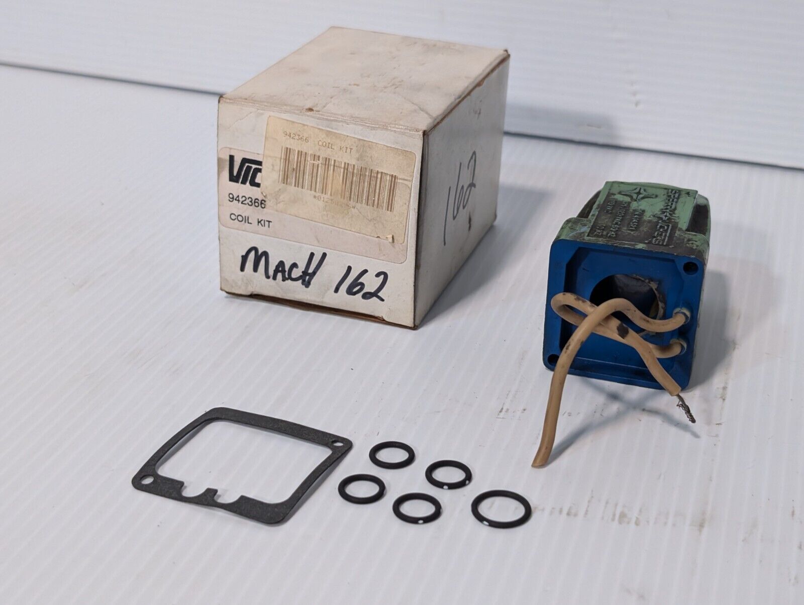 Sperry Vickers (Eaton Co) 942366 Coil Kit, 115/120VAC & Returns