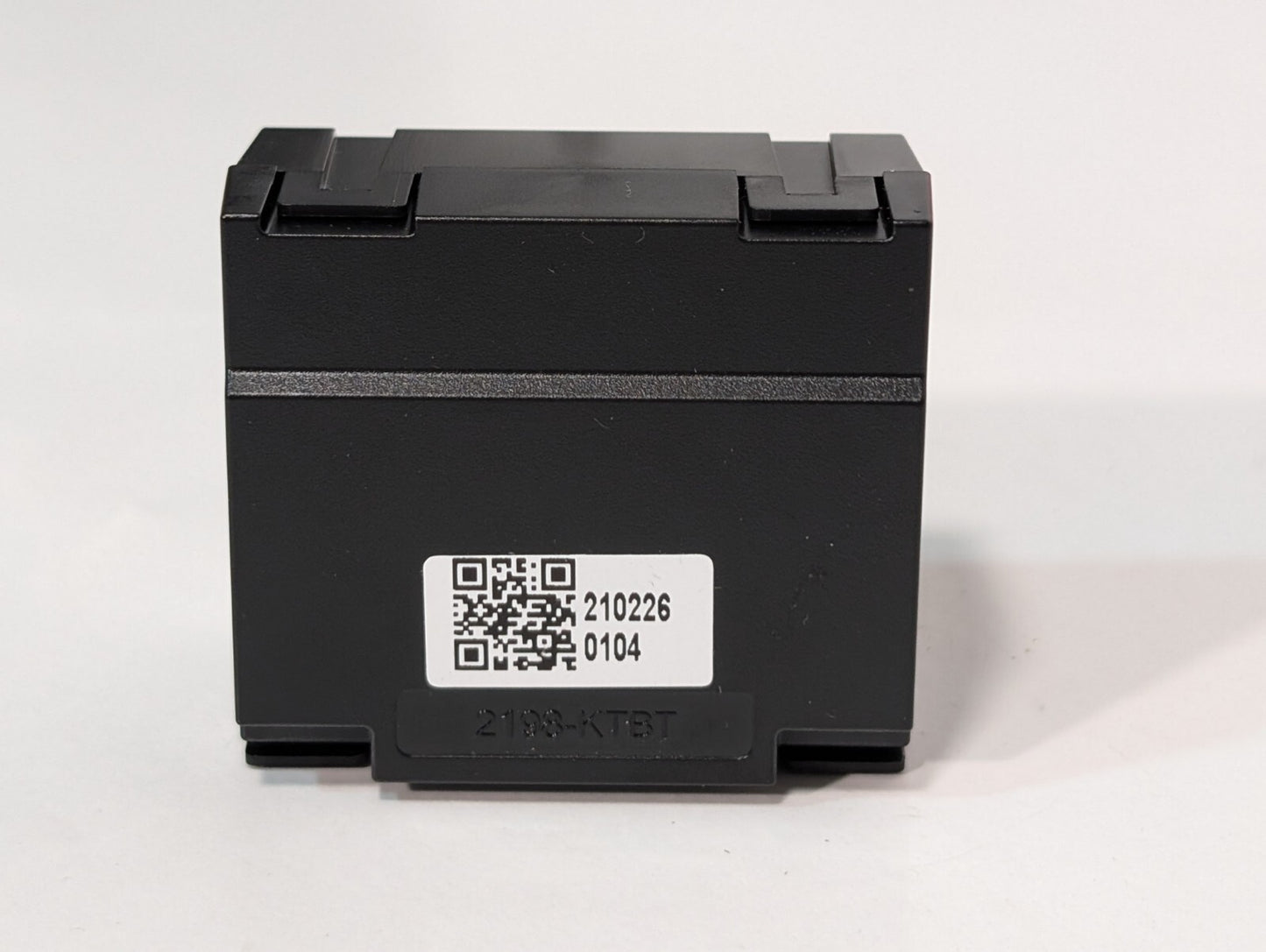 (1) NEW Allen Bradley 2198-KTBT Ser A PN-D178180 Battery Box Rockwell Automation