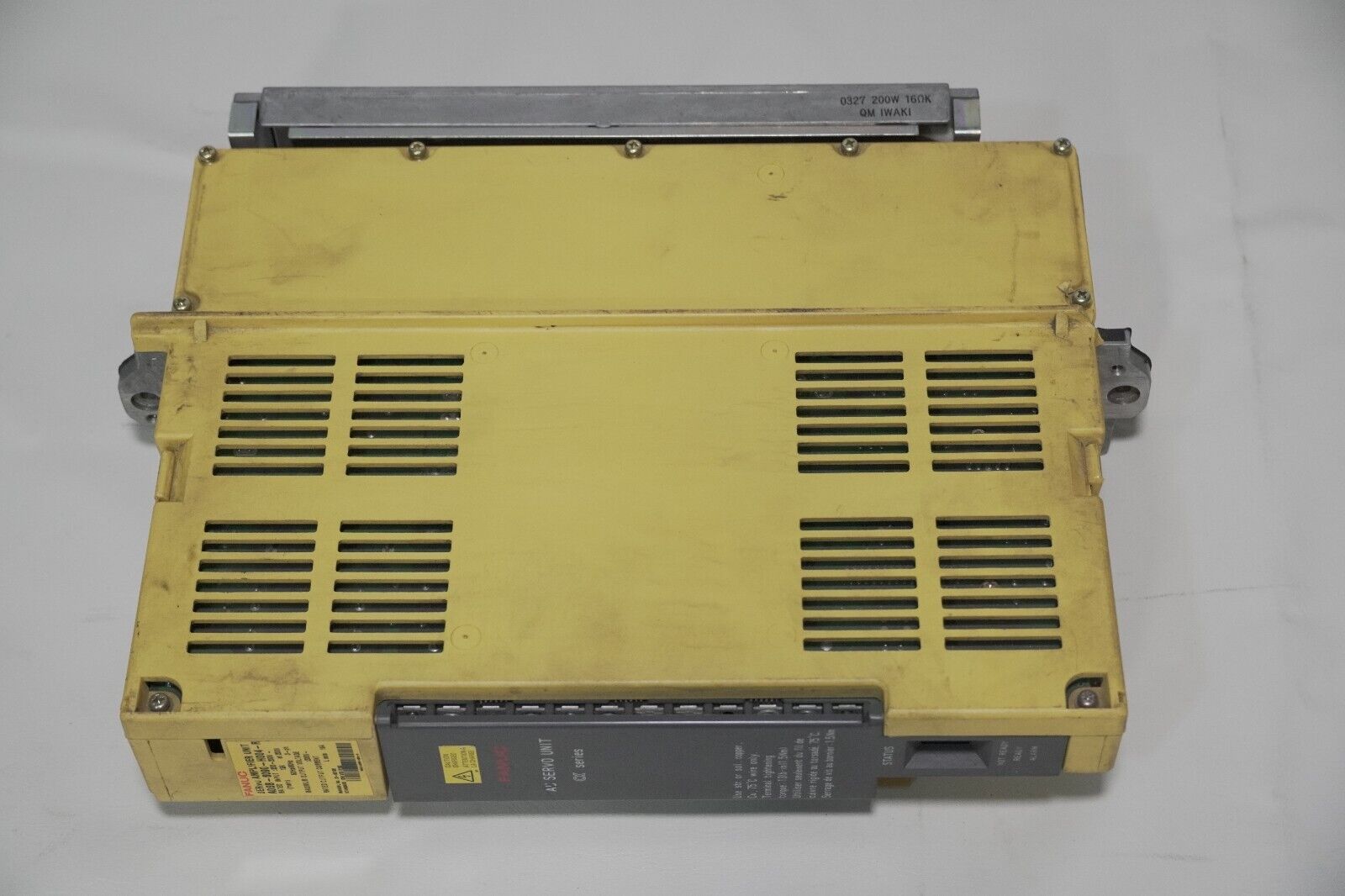 Fanuc A06B-6090-H004-R servo amplifier unit, rated input 200-230VAC, 12A, 230VAC