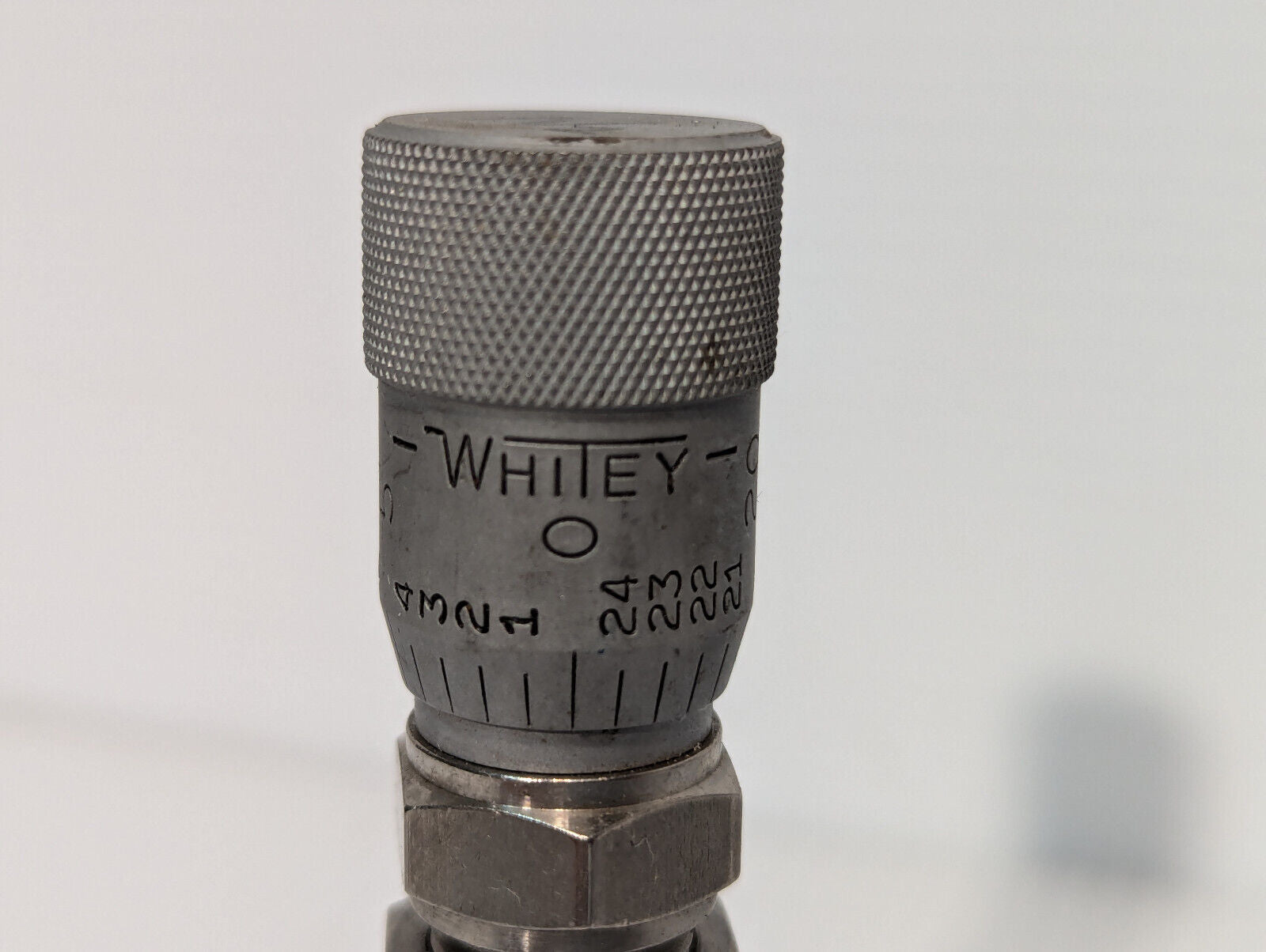 Whitey SS-22RS4 Stainless Steel High Precision Metering Valve, N2 Flow Control