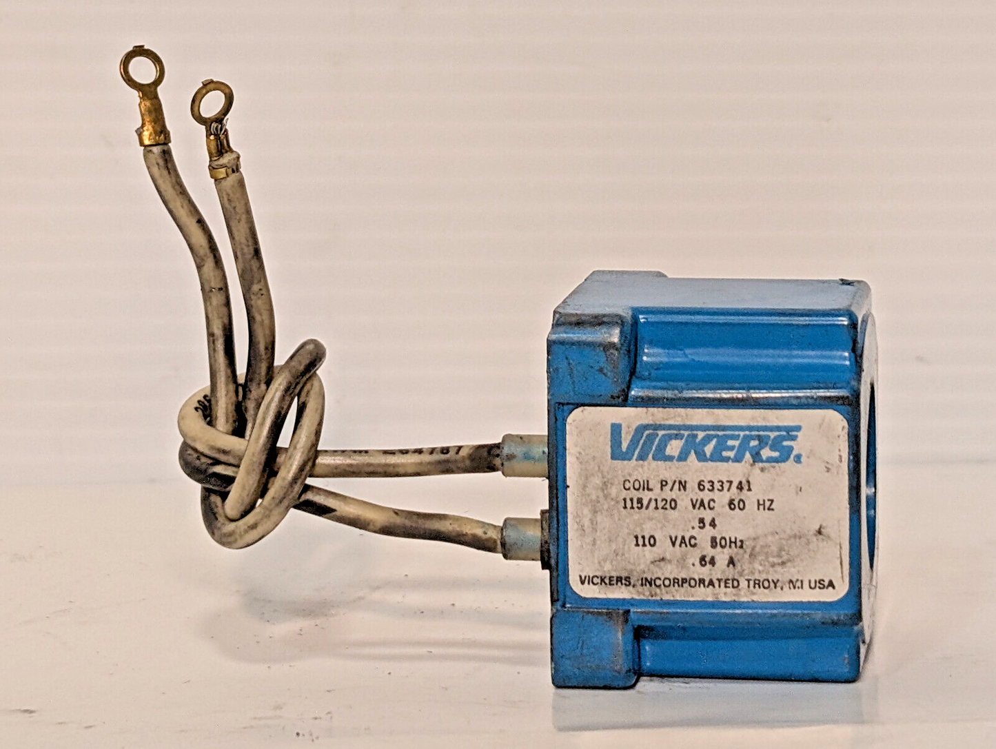 Vickers 633741, 115/120VAC, 50/60Hz, .54A, .64A , Made in USA, Solenoid Coil