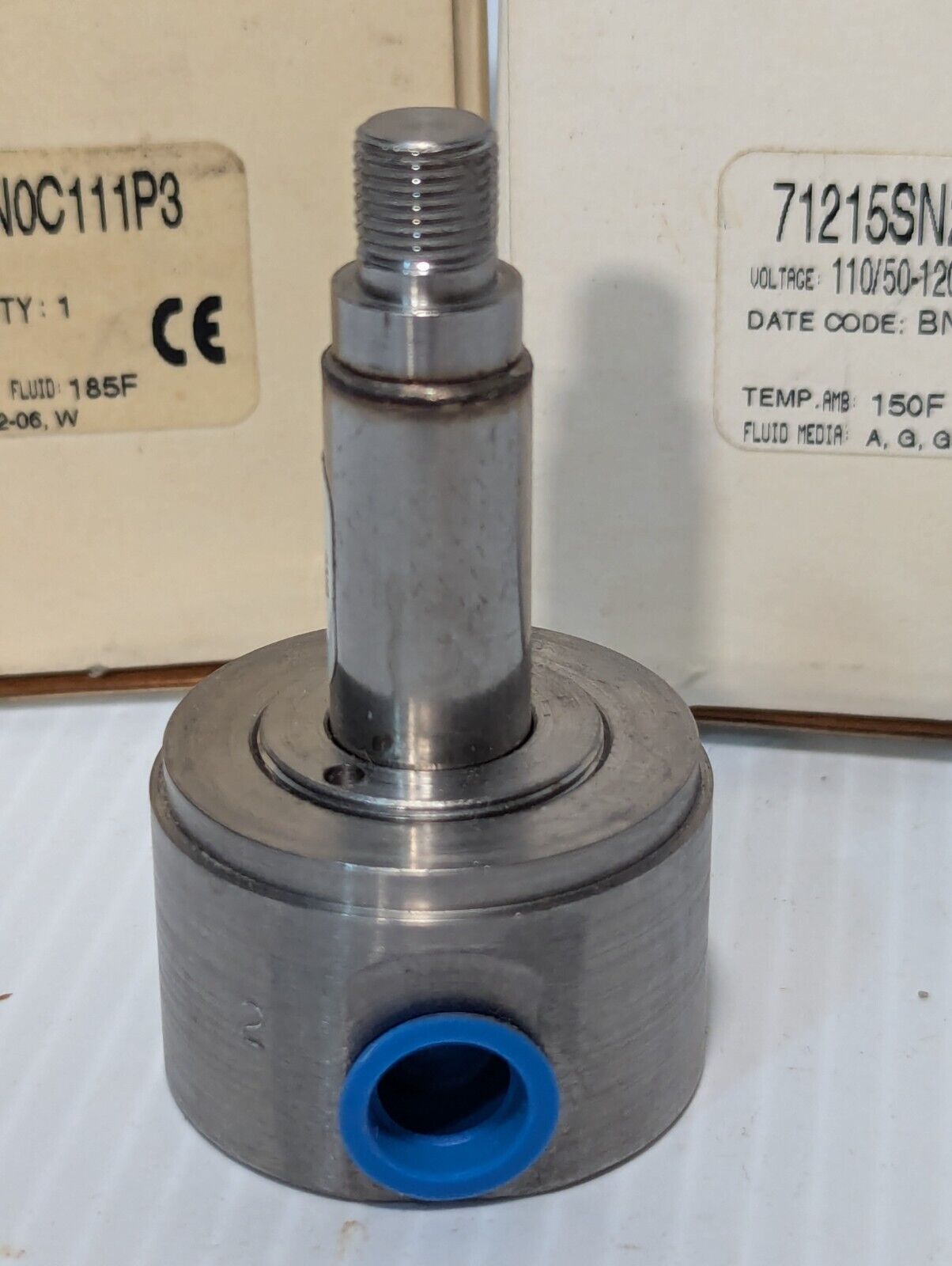 Parker Hannifin 71215SN2VN00N0C111P3 valve, 110/120VAC, 150/185 deg F -Free Ship