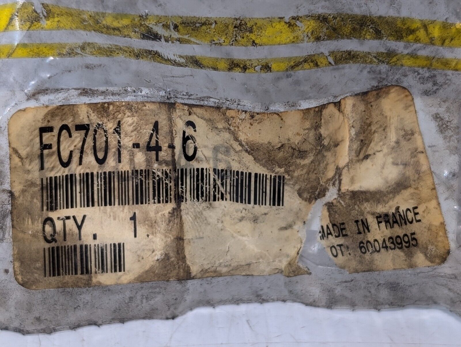 Parker FC701-4-6 Flow Control Valve, 1/4" Tube,  3/8" NPT - Free Shipping