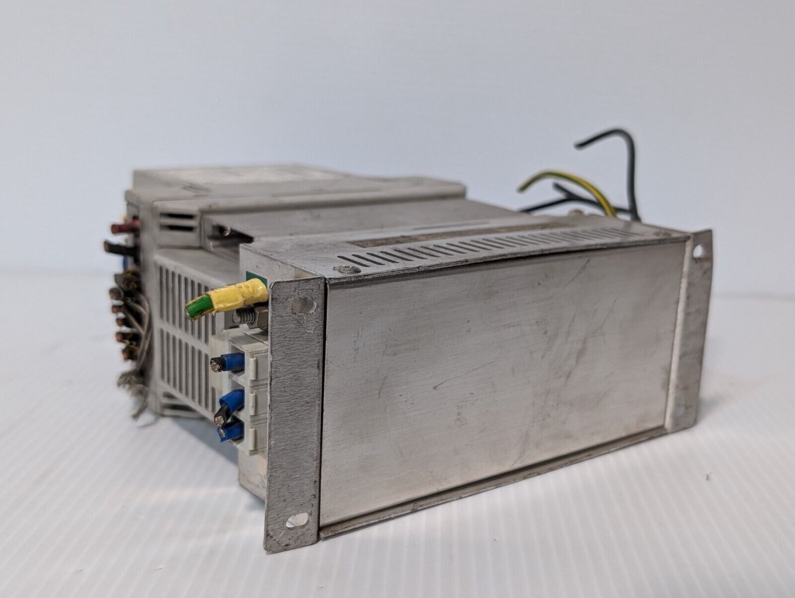 Allen Bradley 160-BA06NPS1 Variable Speed Drive, 6 AMP, 380-460 VAC as shown