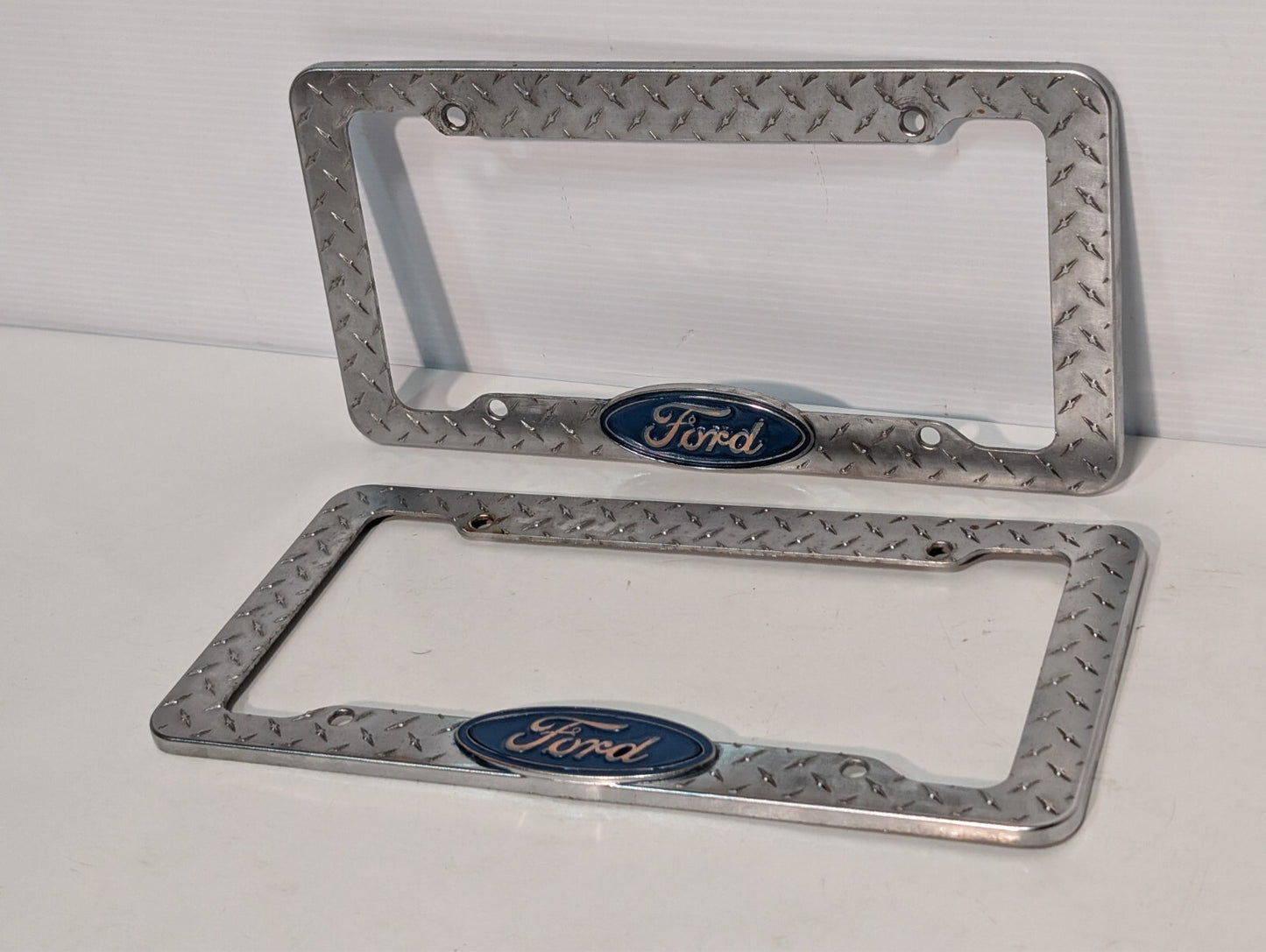 (2) Ford Metal Silver License Plate Frame Holder Metal Pattern Mustang GT Viper