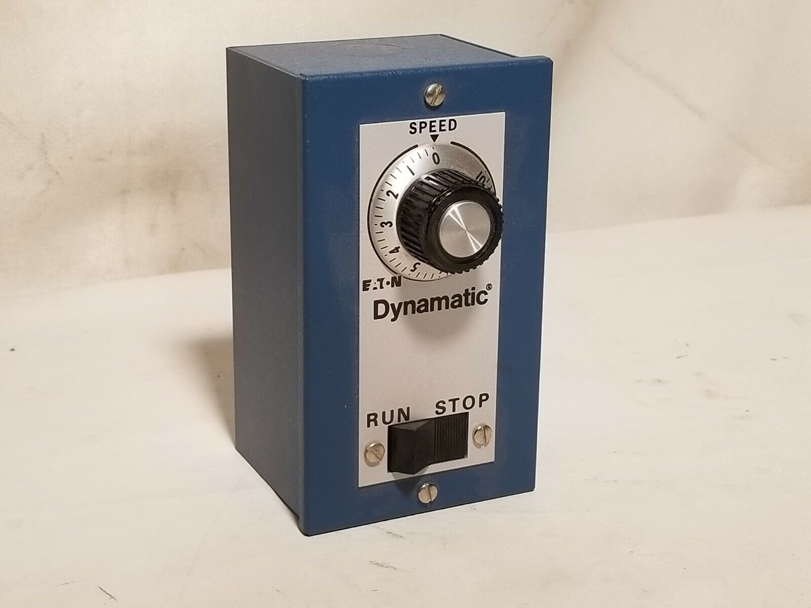 Eaton Dynamatic 2838110, 28-381-10, speed control drive, run/stop