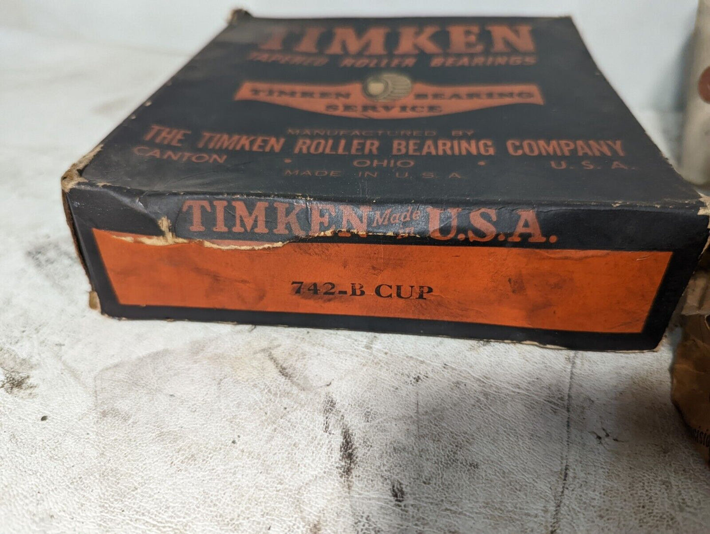 Timken 742-B cup, tapered roller bearing cup
